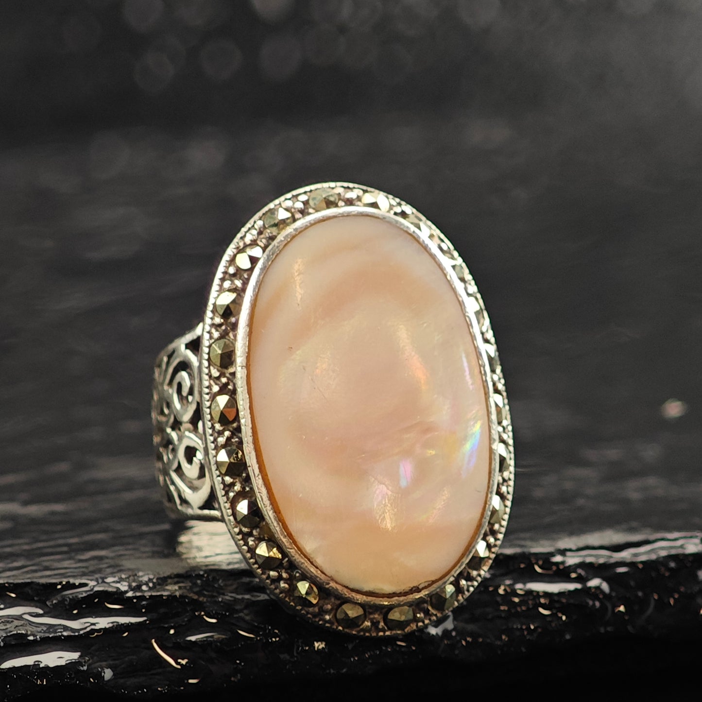 Art Deco Style Oval MOP Sterling Silver Ring Sz 6 R6481