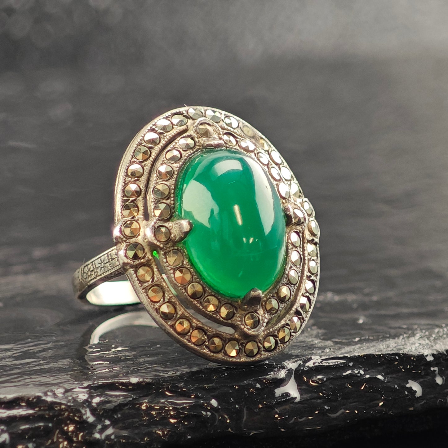 Art Deco Green Chrysoprase Cabochon Sterling Silver Ring Sz 5 1/2 R6480