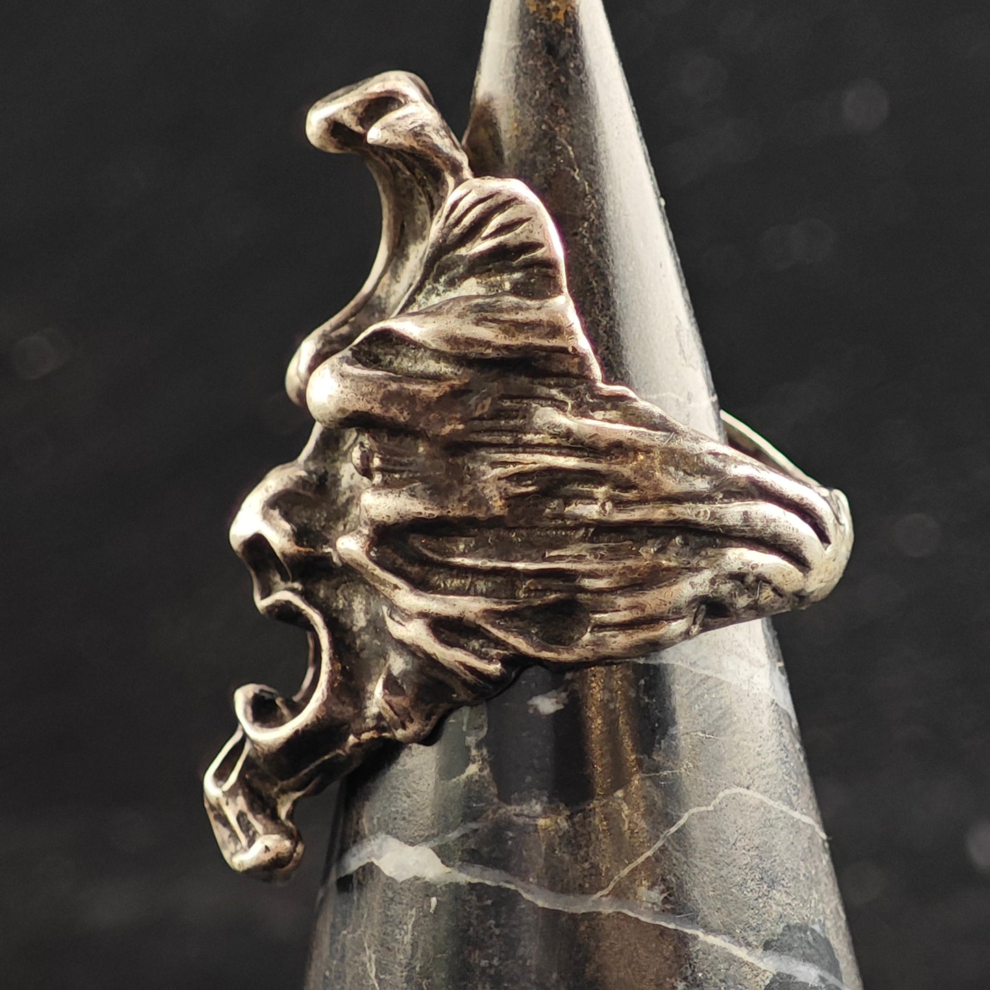 Brutalist Face Sterling Silver Ring Sz 9 R6483