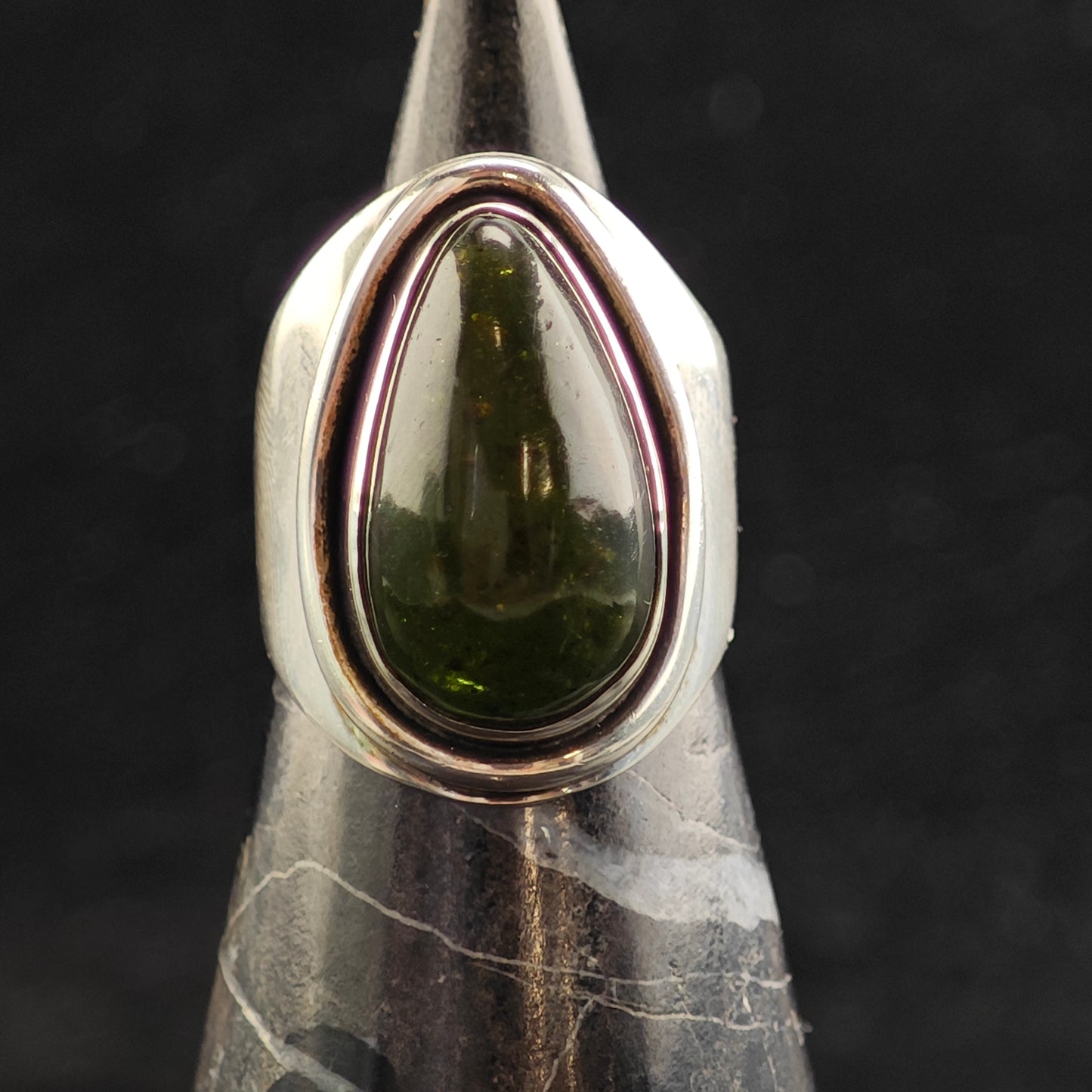 Green Amber Teardrop Sterling Silver Ring Sz 7 1/2