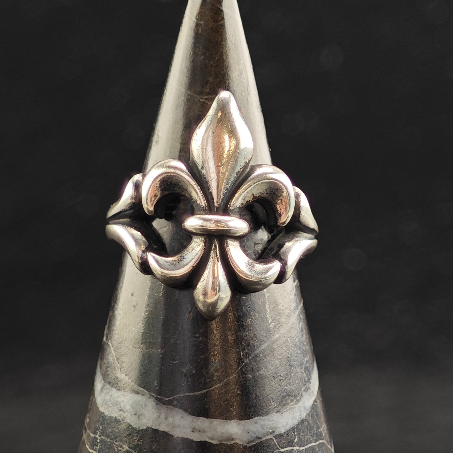 James Avery Fleur De Lis Sterling Silver Ring Sz 6 R6522