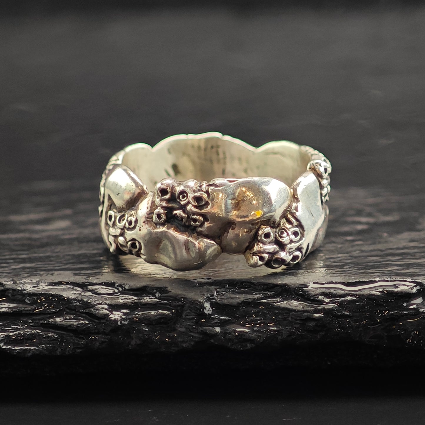 Brutalist Hippo Design Sterling Silver Band Sz 7 1/2 R6524
