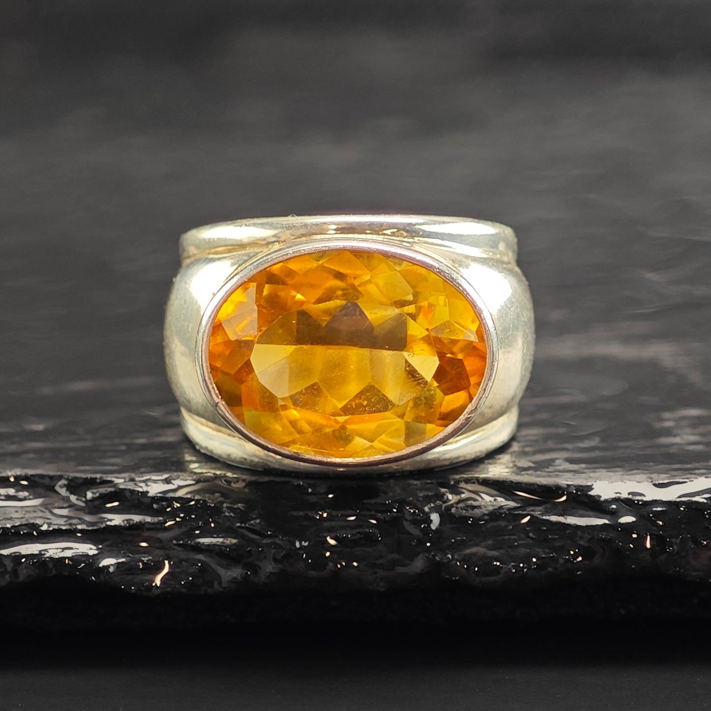 Oval Citrine Sterling Silver Ring Sz 6 3/4 R6527