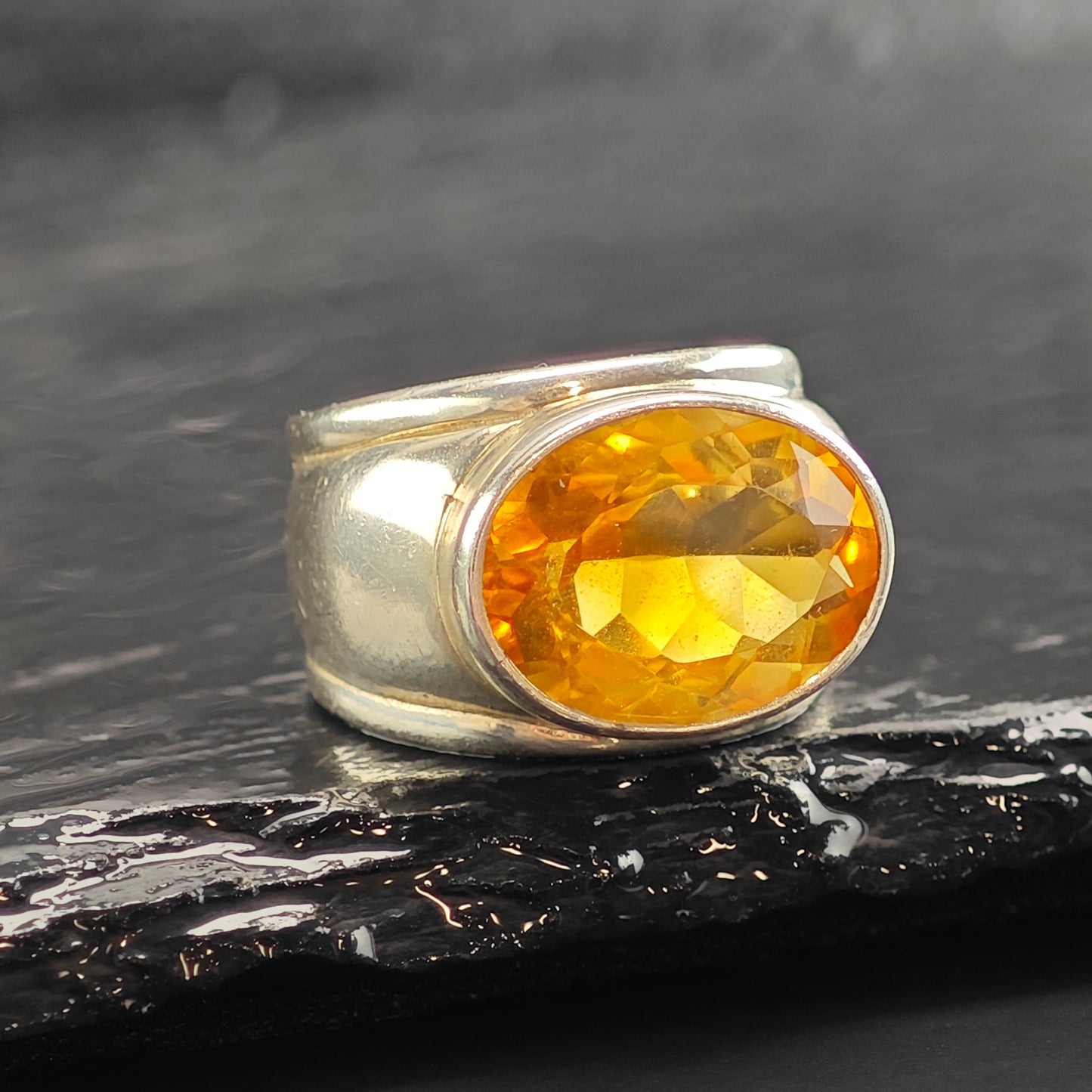 Oval Citrine Sterling Silver Ring Sz 6 3/4 R6527