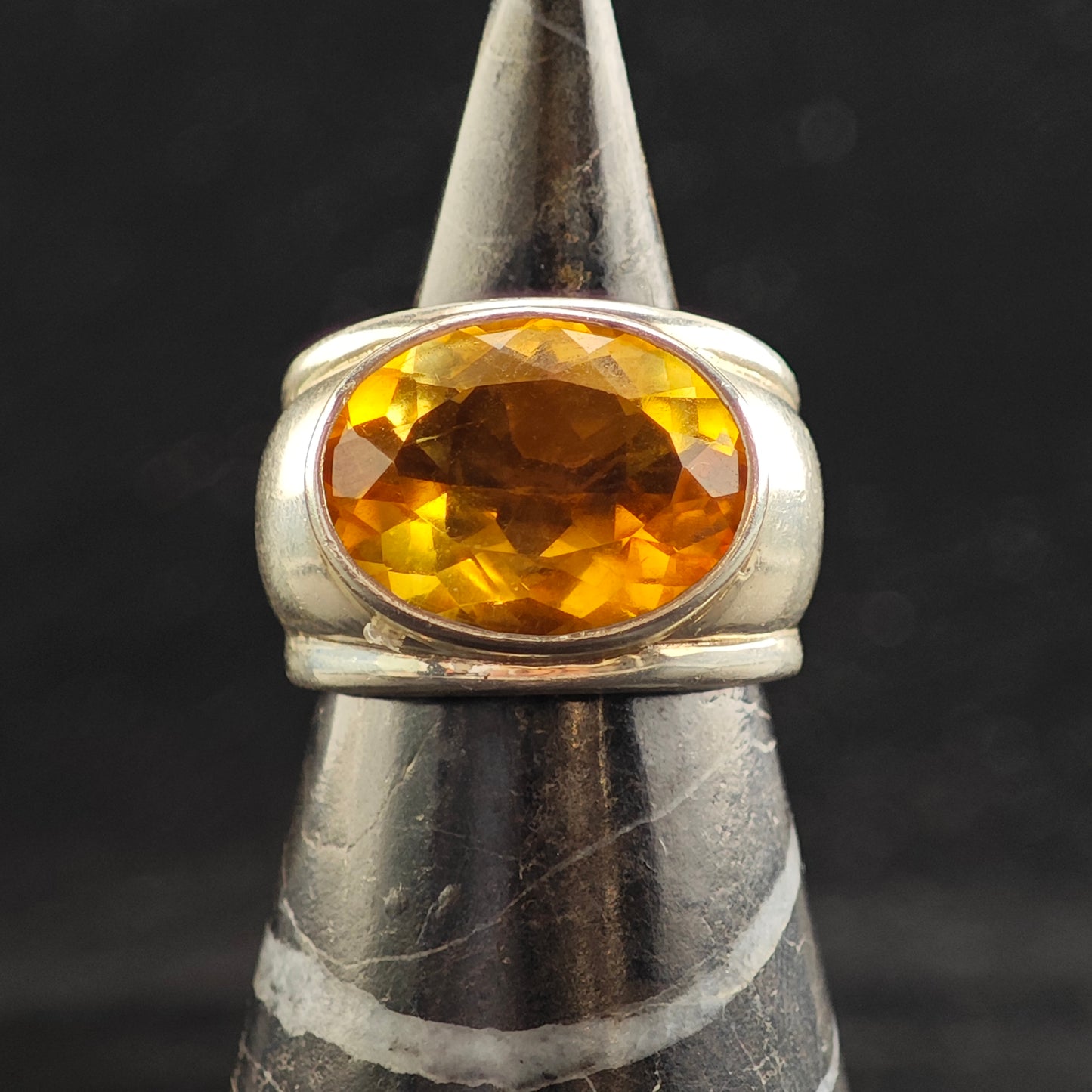 Oval Citrine Sterling Silver Ring Sz 6 3/4 R6527