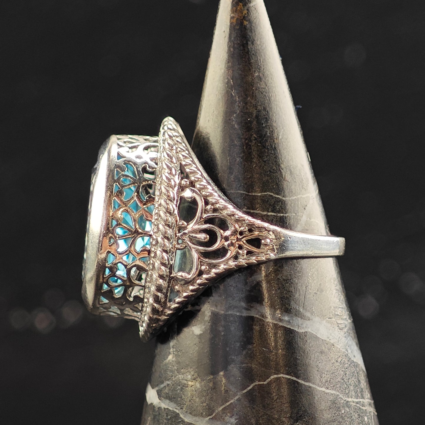 Oval Lab Topaz Filigree Sterling Silver Ring Sz 7 R6530