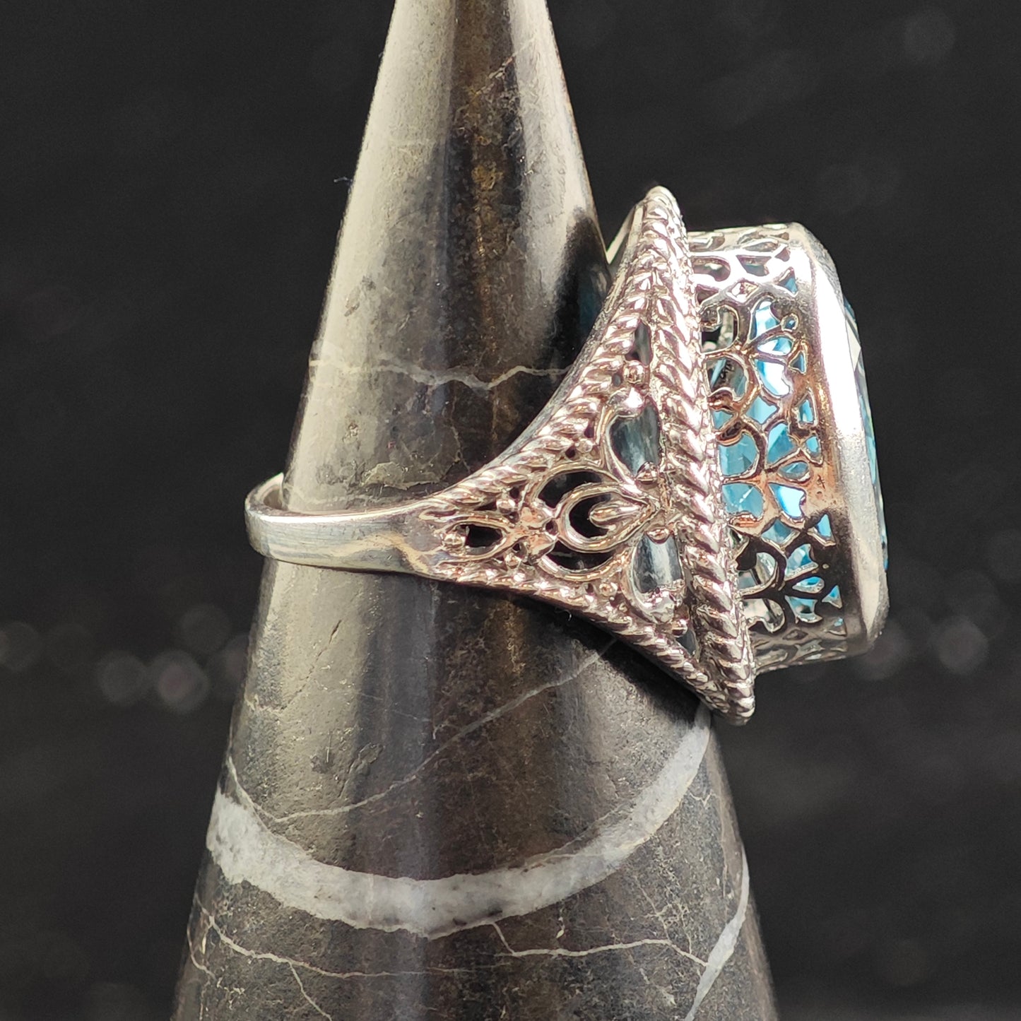 Oval Lab Topaz Filigree Sterling Silver Ring Sz 7 R6530