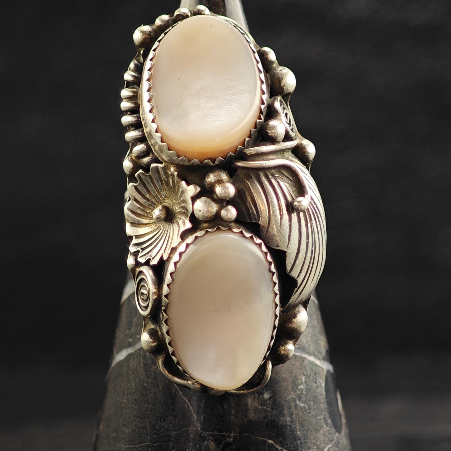 Native American Large MOP Floral Sterling Silver Ring Sz 8 1/4 R6540