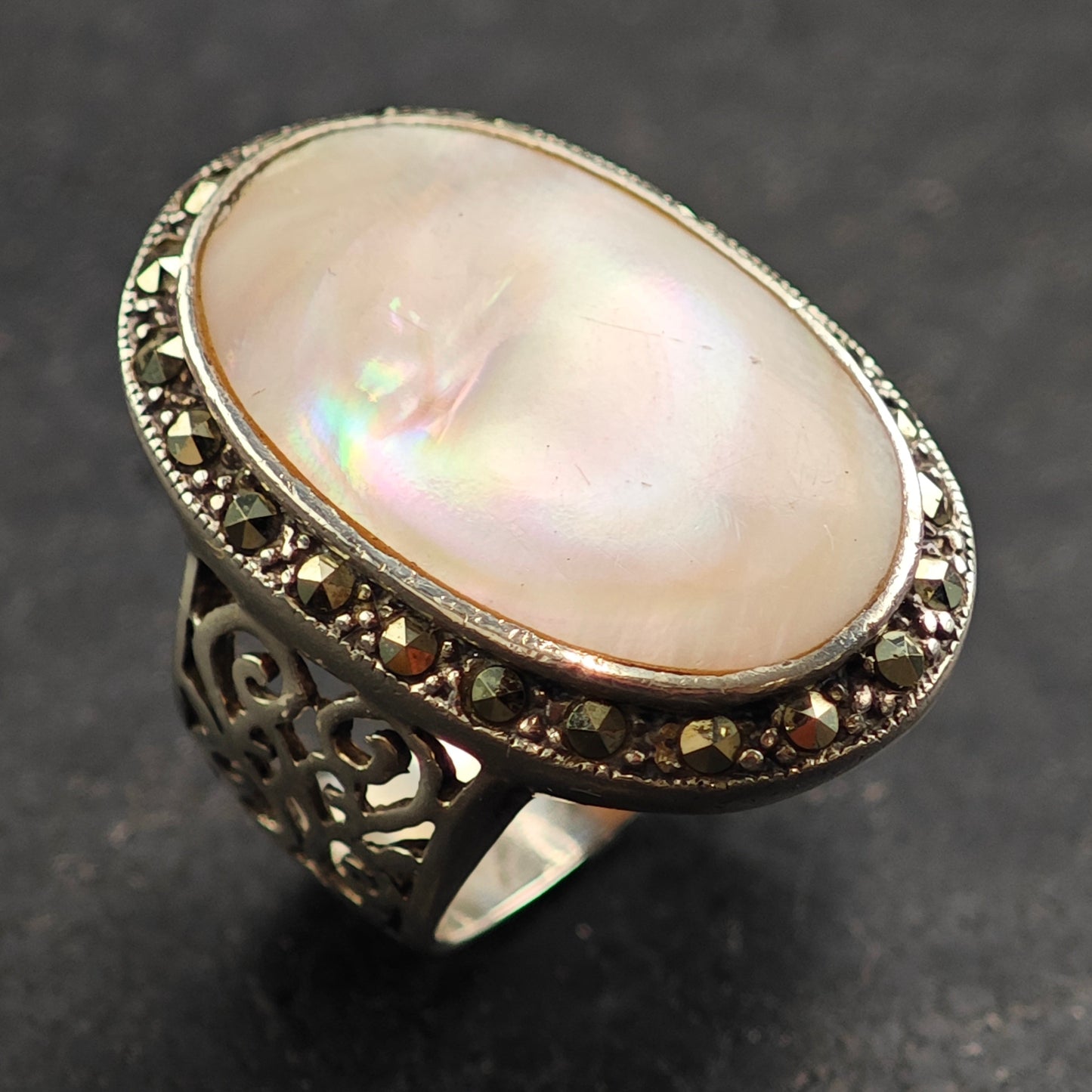 Art Deco Style Oval MOP Sterling Silver Ring Sz 6 R6481