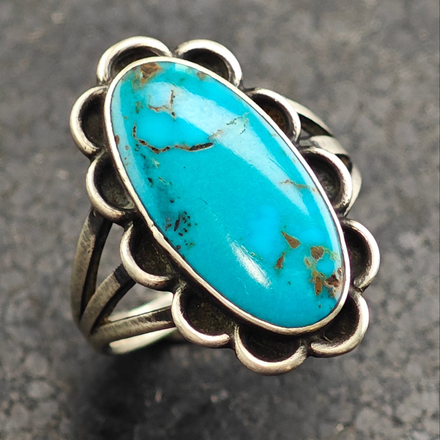 SW Oval Turquoise Scalloped Ring Face Sterling Silver Ring Sz 5 3/4 R6505