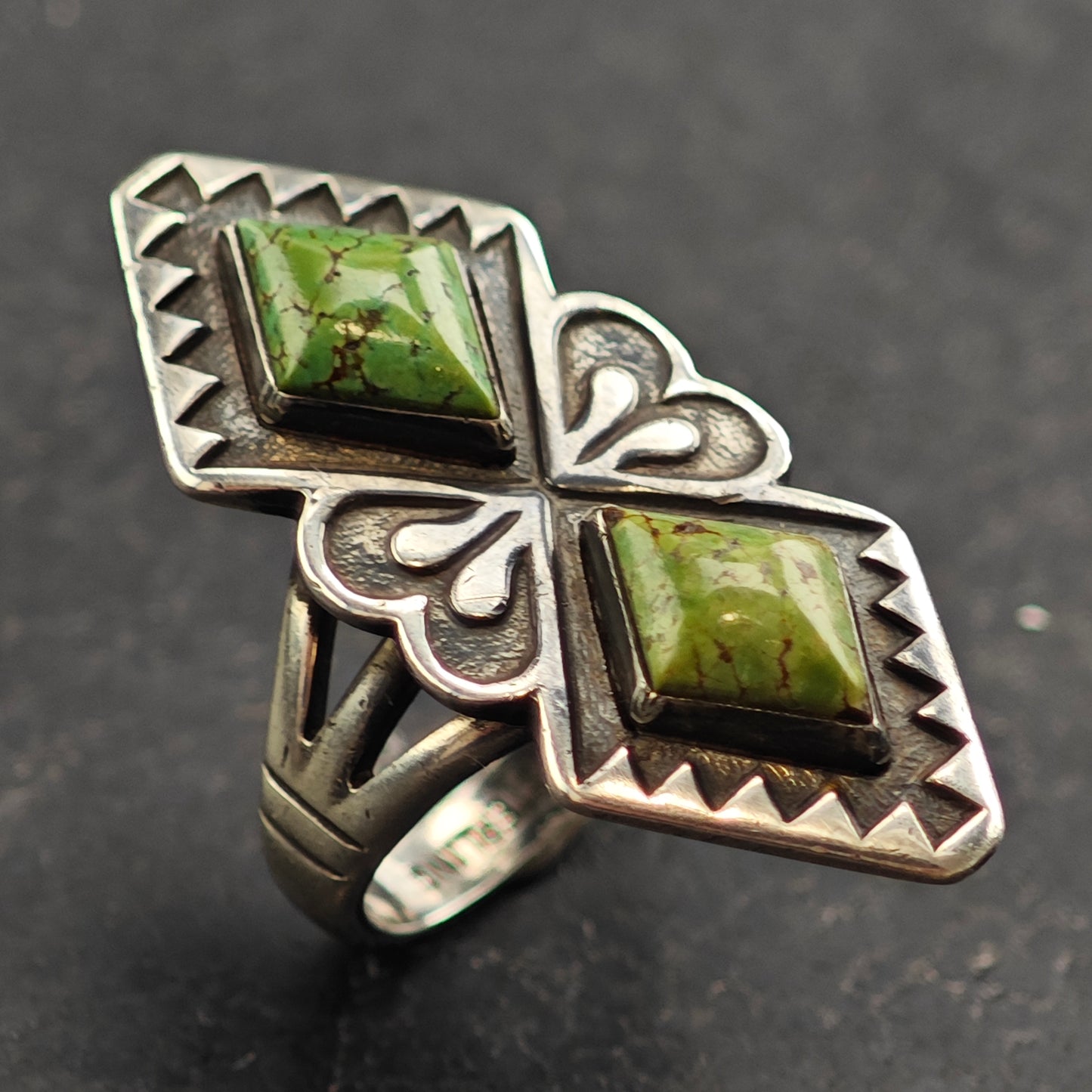 Fred Harvey Era Green Turquoise Geometric Stamped Sterling Silver Ring Sz 5 1/2 R6504