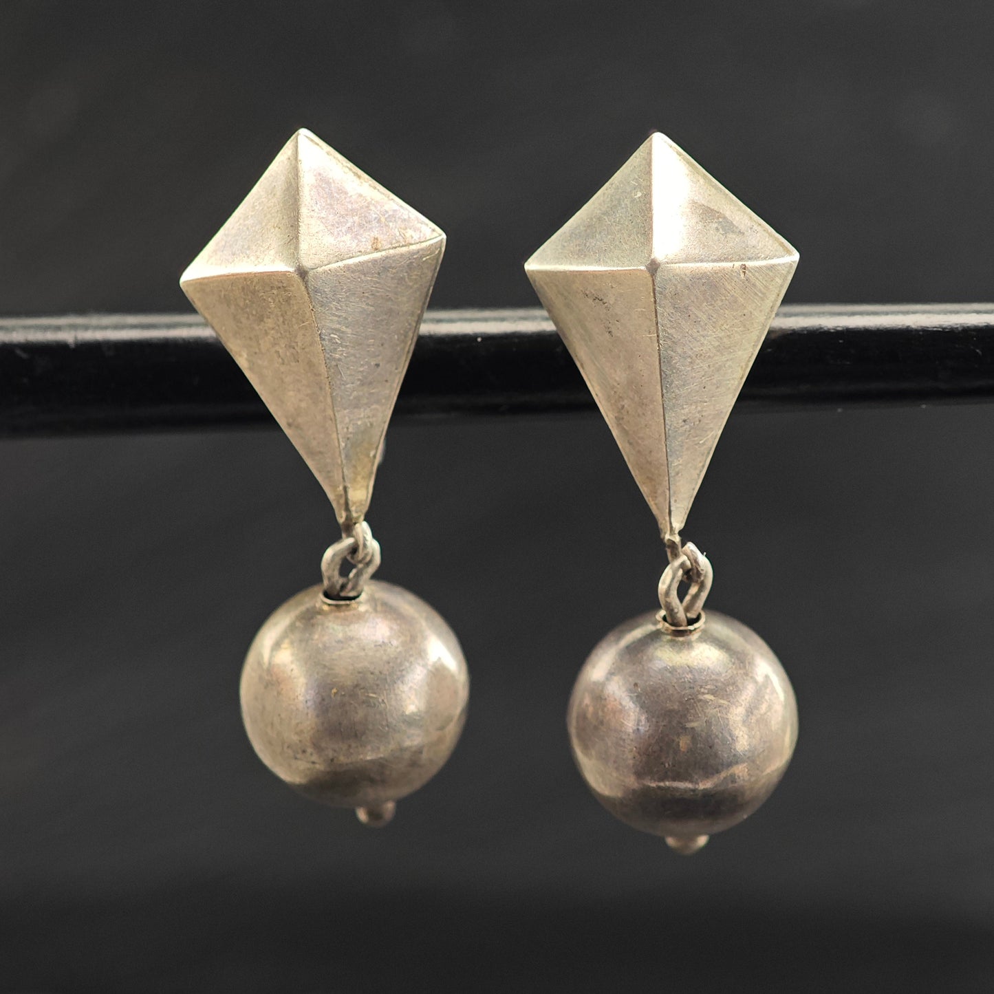 William Spratling Taxco Sterling Silver Screw Back/Dangle Earrings ER3093