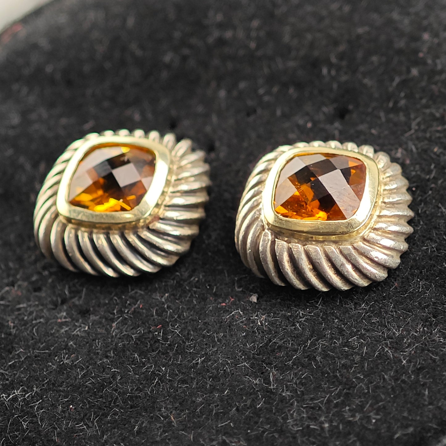Vintage David Yurman 18K Gold Posts Sterling Silver Stud Earrings ER3098