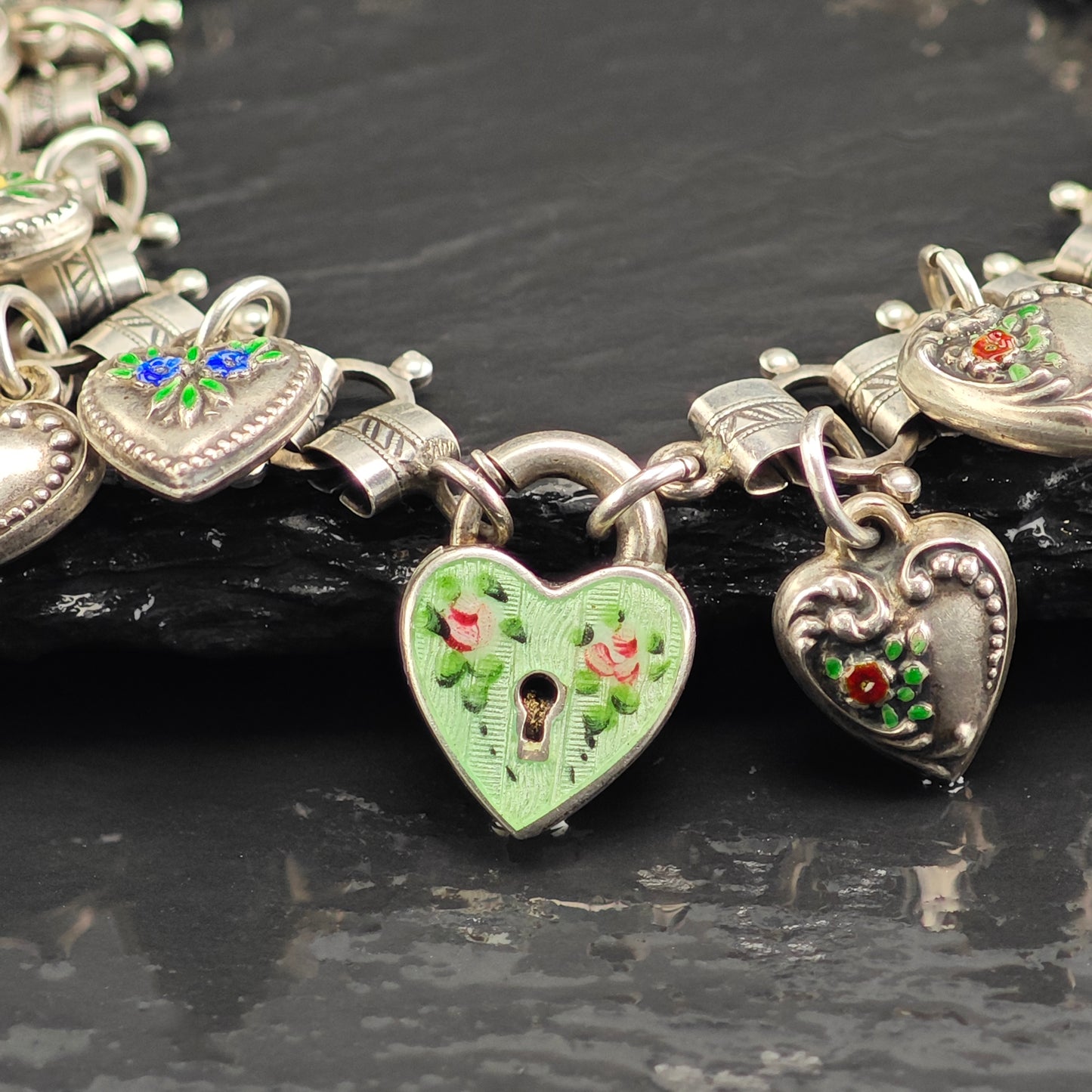 Walter Lampl Multi-Heart Enamel Sterling Silver Charm Bracelet Sz 7" BR3109Dor