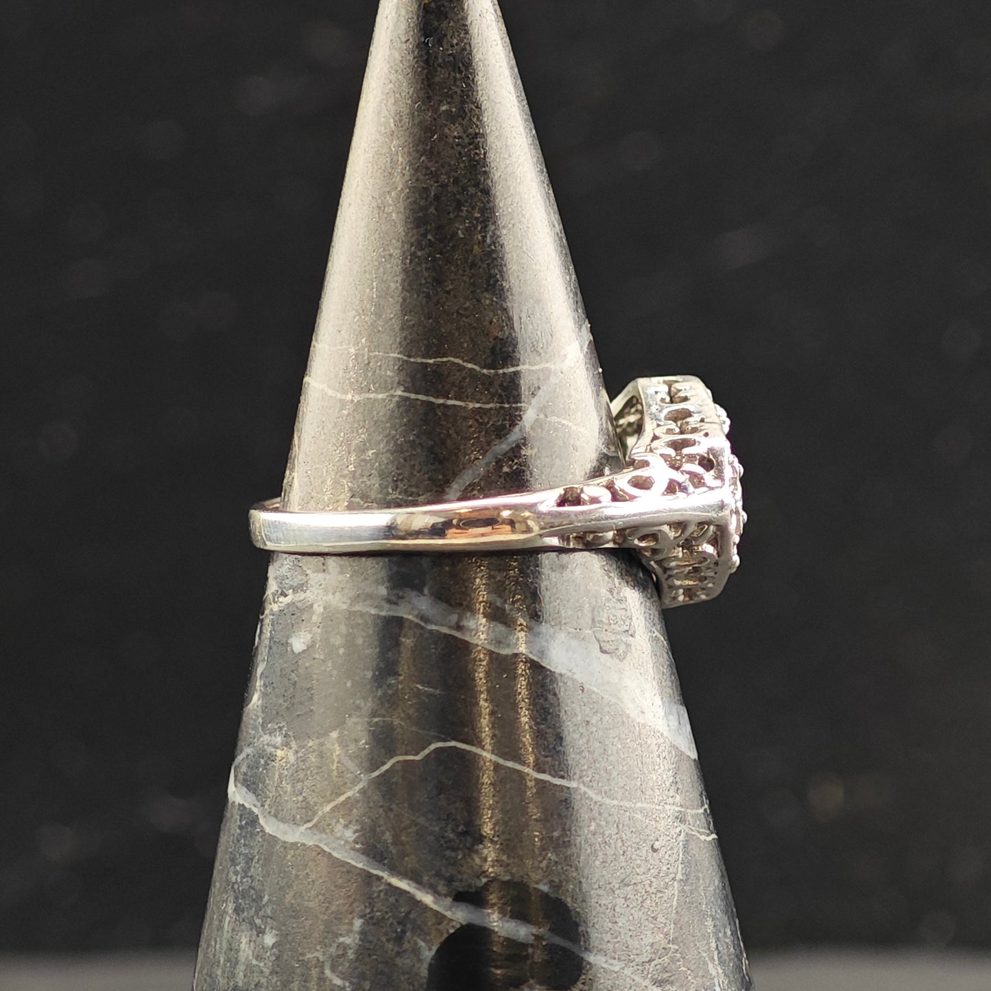 Art Deco Style CZ Filigree Sterling Silver Ring Sz 8 R6506