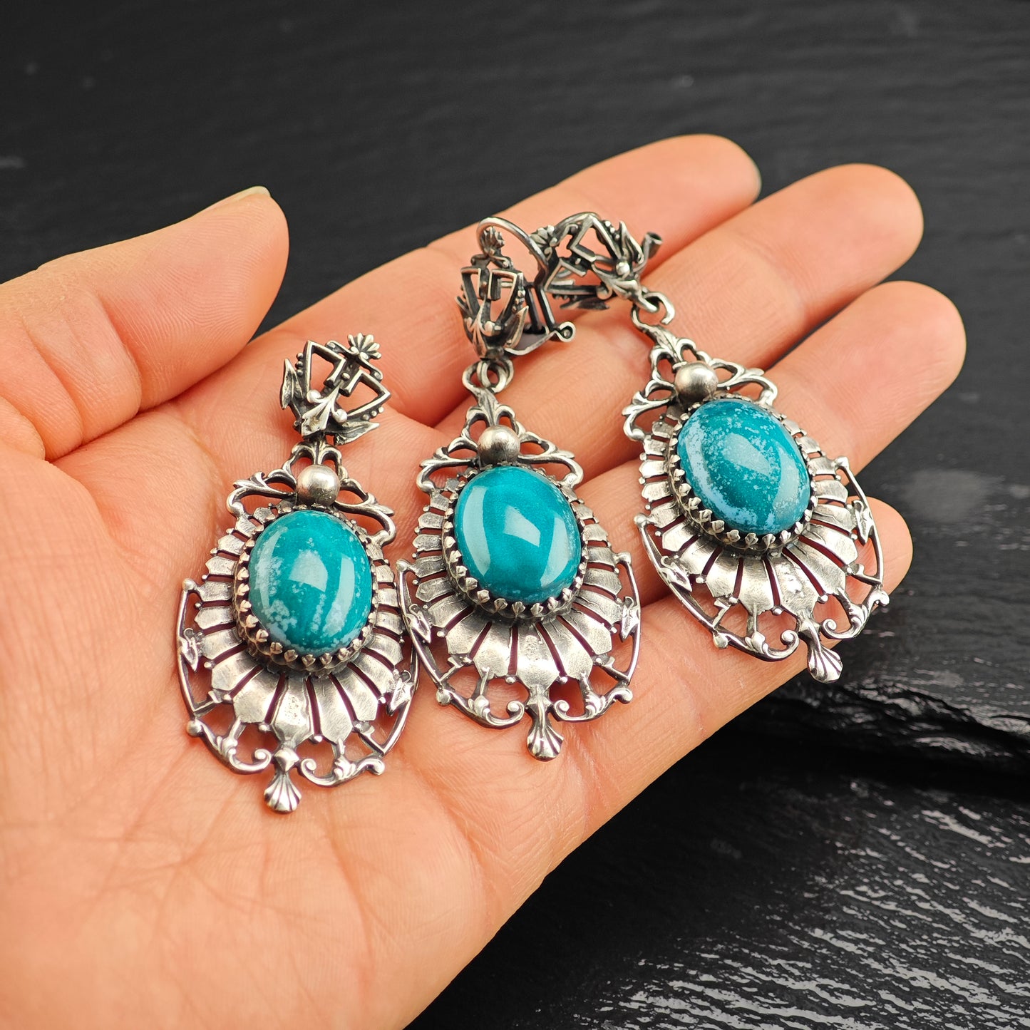 Enamel Painted Copper, Oval Set of Sterling Silver Pendant and Earrings MISC0377