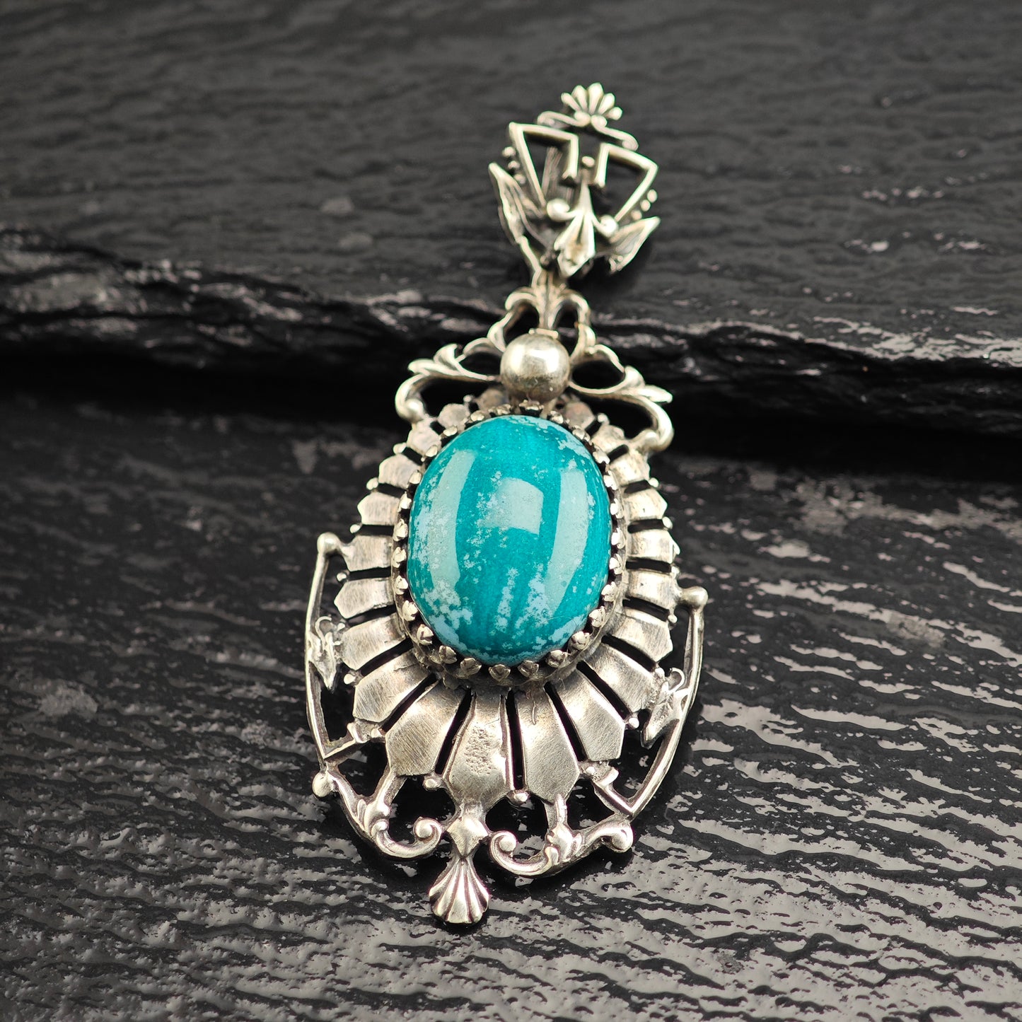Enamel Painted Copper, Oval Set of Sterling Silver Pendant and Earrings MISC0377