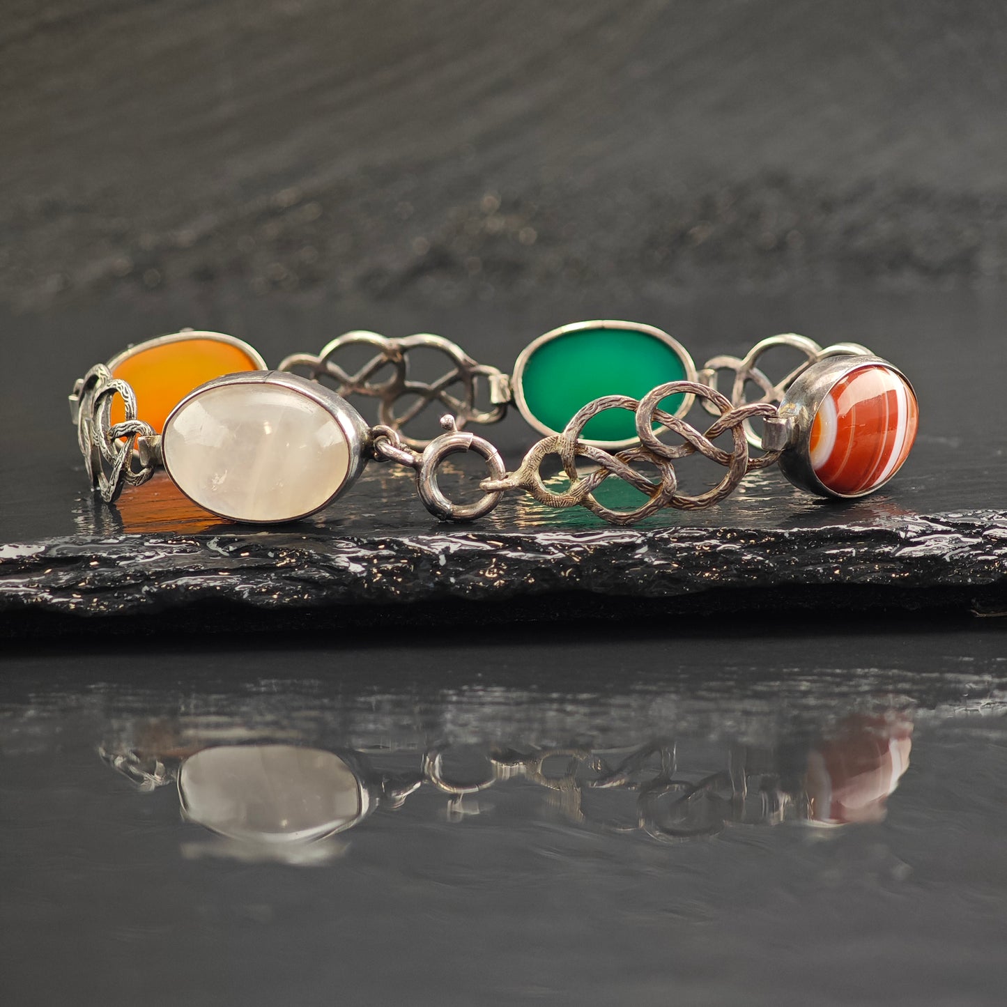 Scottish Agate Celtic Knot Multi-Stone Link 7 1/4" BR3099