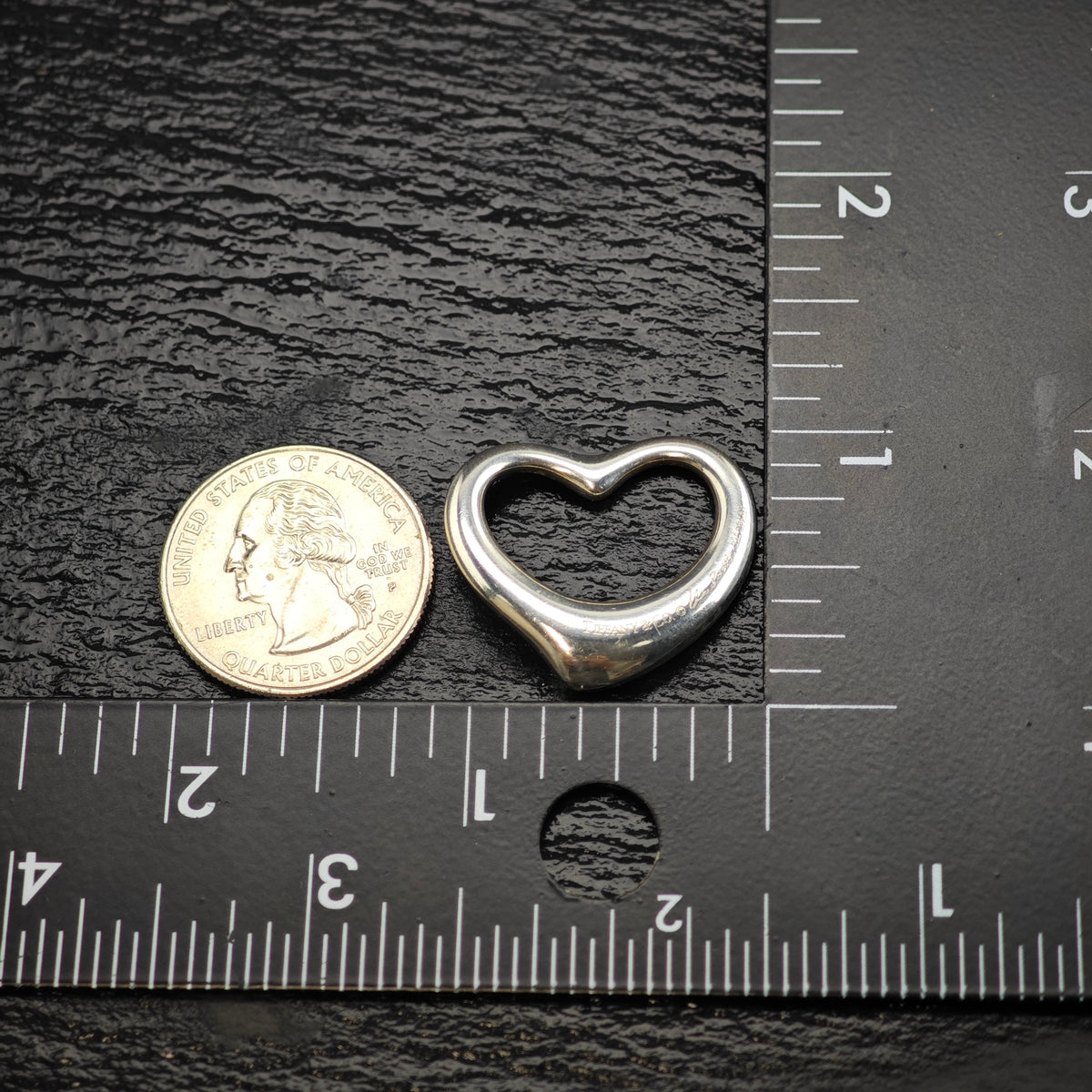 Vintage Elsa Peretti, Tiffany & Co. Open Heart Sterling Silver Pendant 27mm P3086