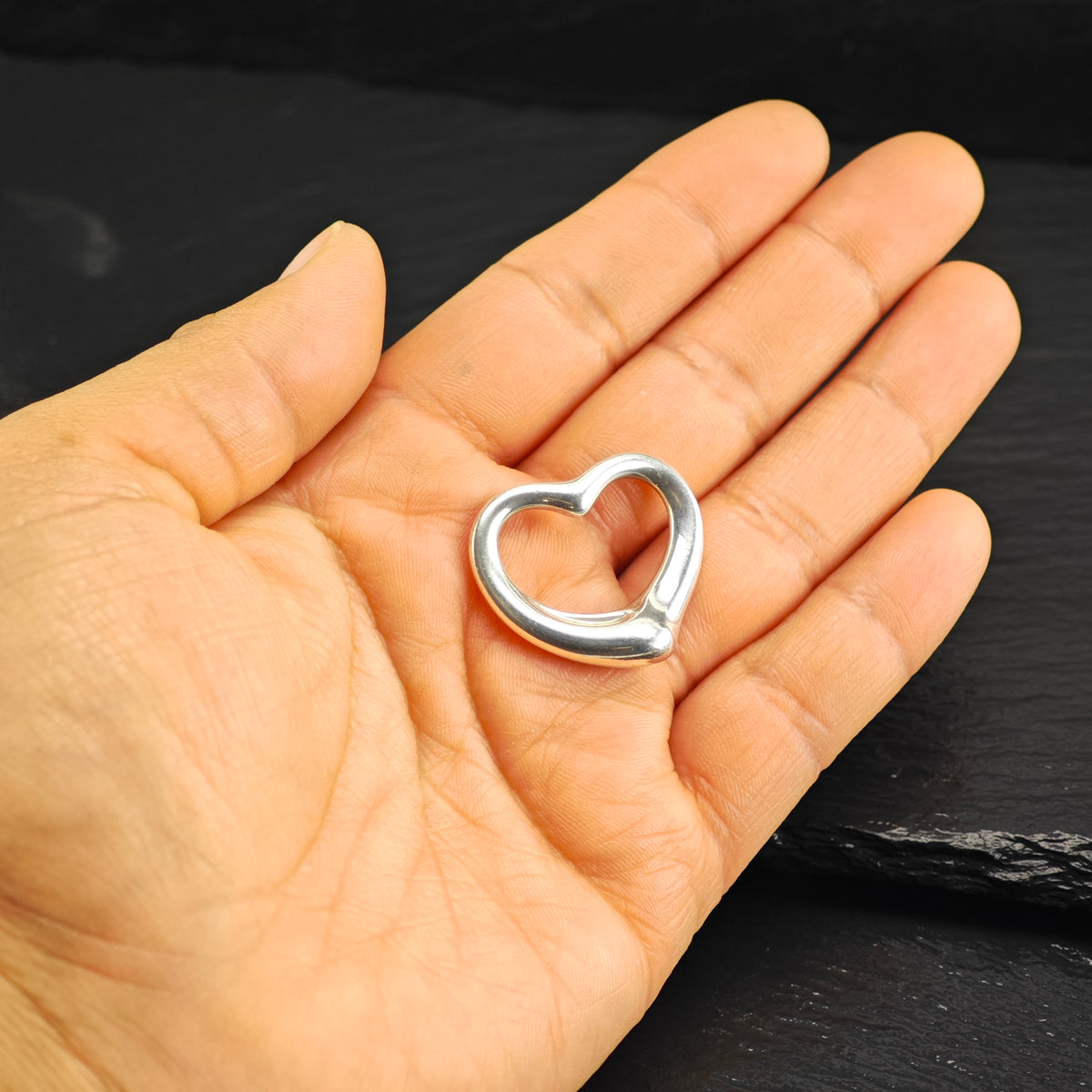 Vintage Elsa Peretti, Tiffany & Co. Open Heart Sterling Silver Pendant 27mm P3086