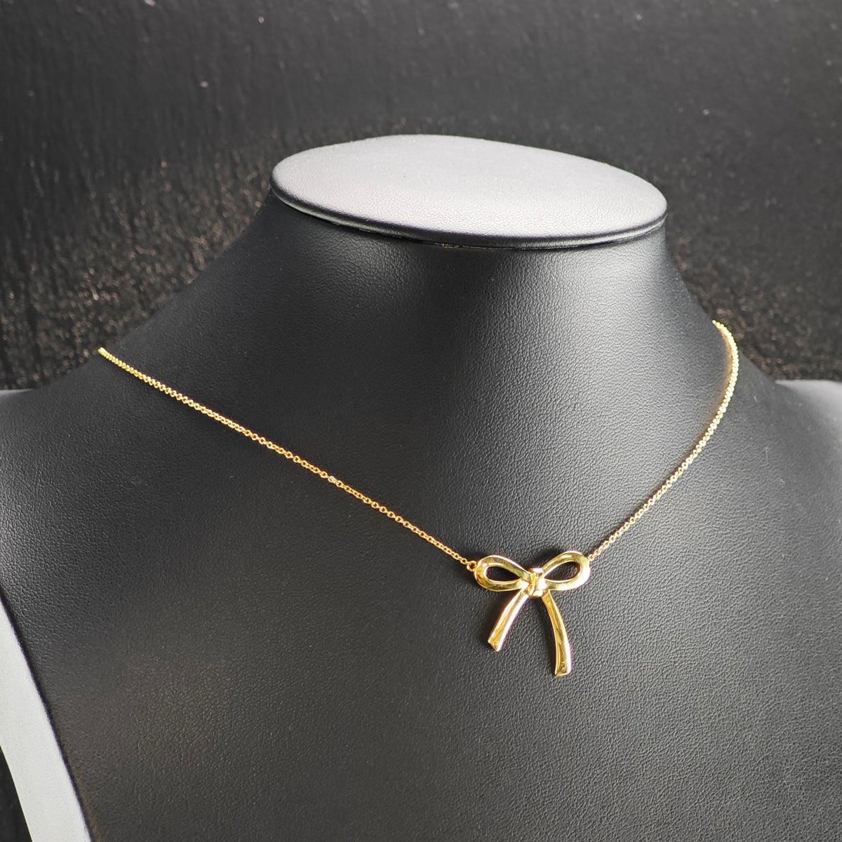 Vintage Tiffany & Co.  Sterling Silver Gold 23mm 18k Gold Bow Necklace N2780
