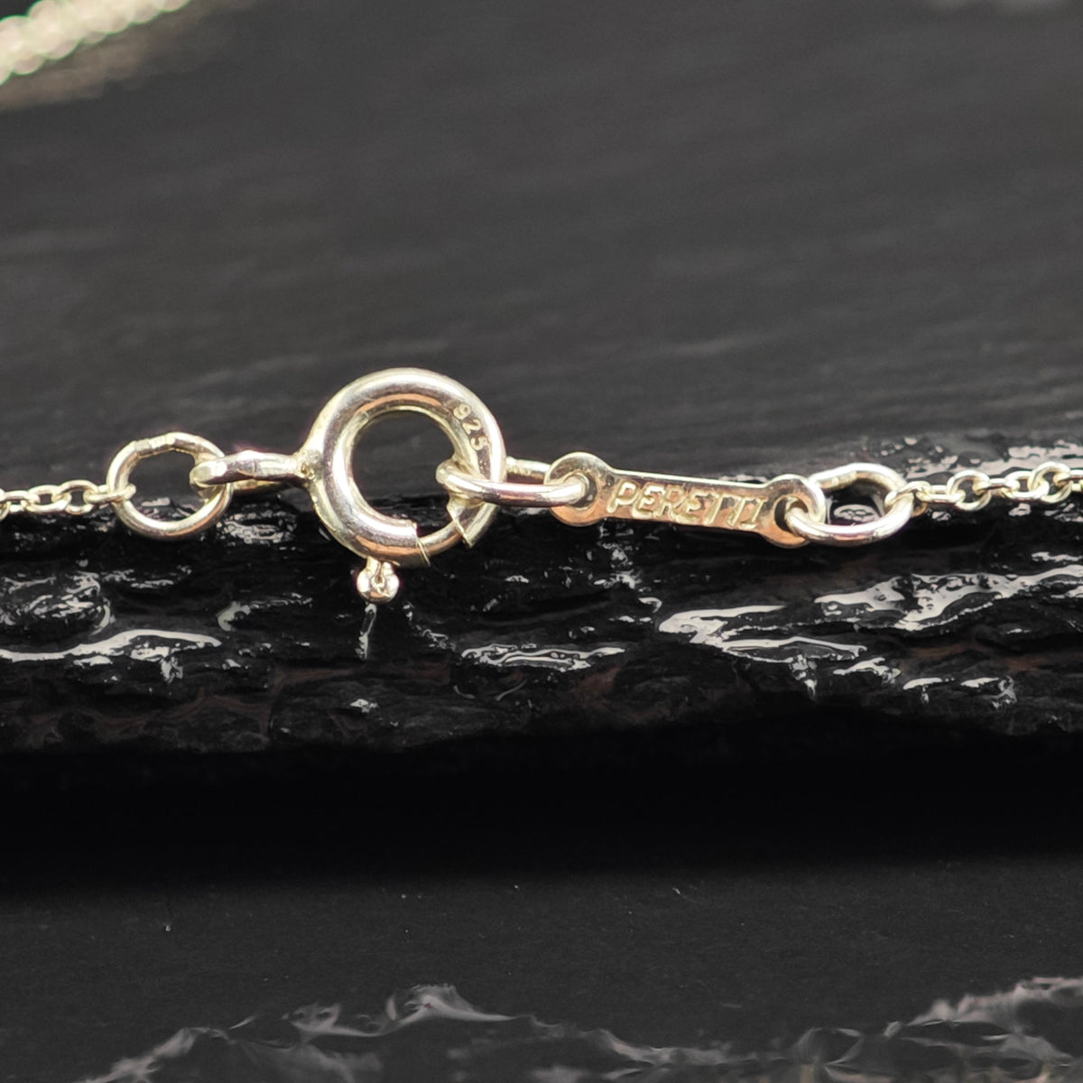Vintage Tiffany & Co. Elsa Peretti Puff Cross Sterling Silver Necklace N2800