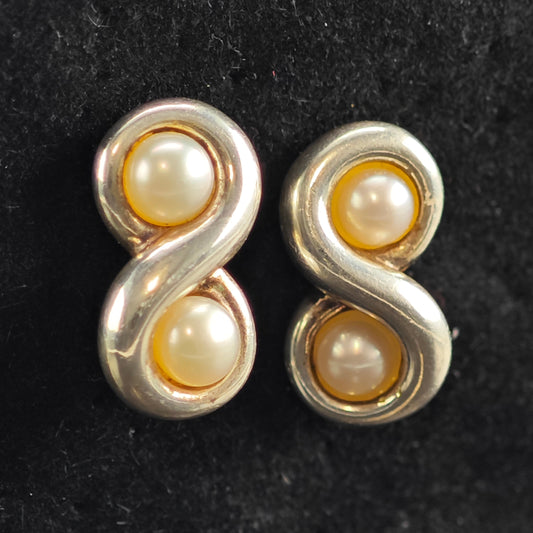Vintage Tiffany & Co White Pearl Infinity Design Sterling Silver Stud Earrings ER3231