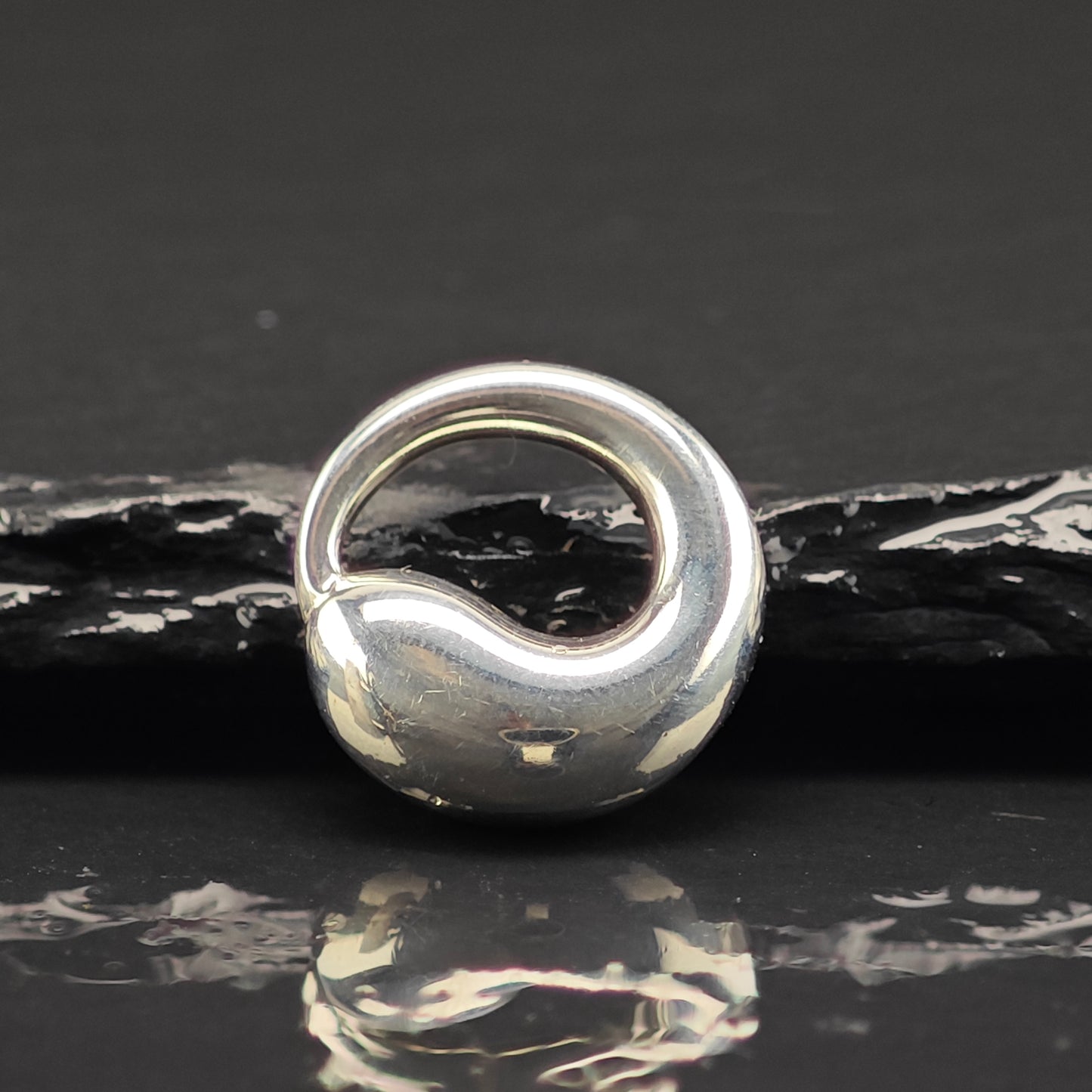 Tiffany & Co, Elsa Peretti Eternal Circle Pendant Sterling Silver 16.5mm