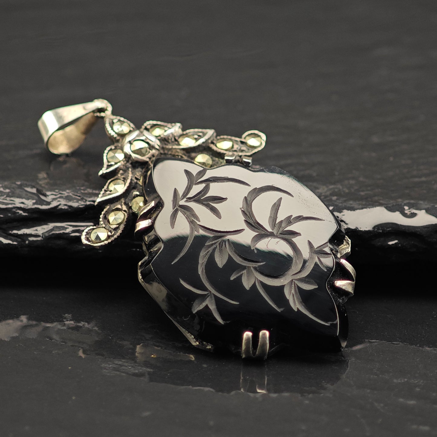 Art Deco Carved Onyx Floral Pendant Sterling Silver