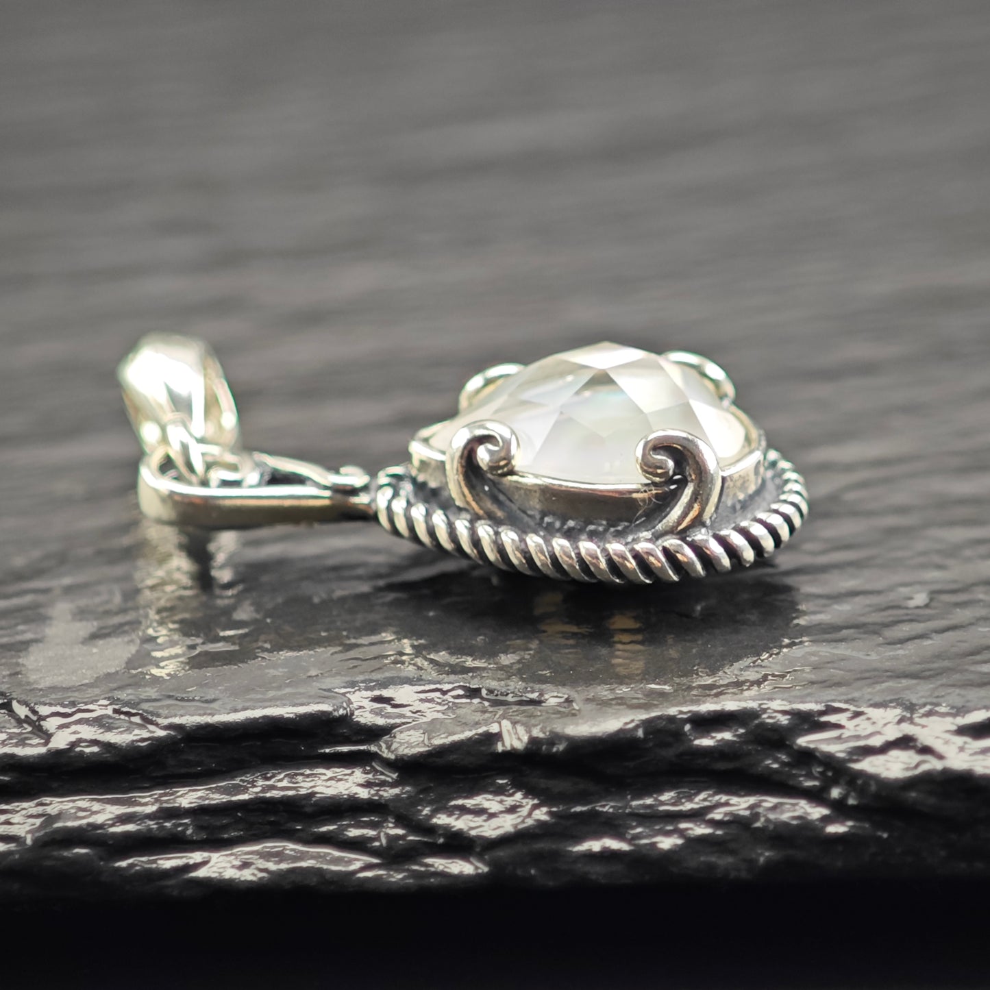 MOP Doublet Pendant Sterling Silver P2925