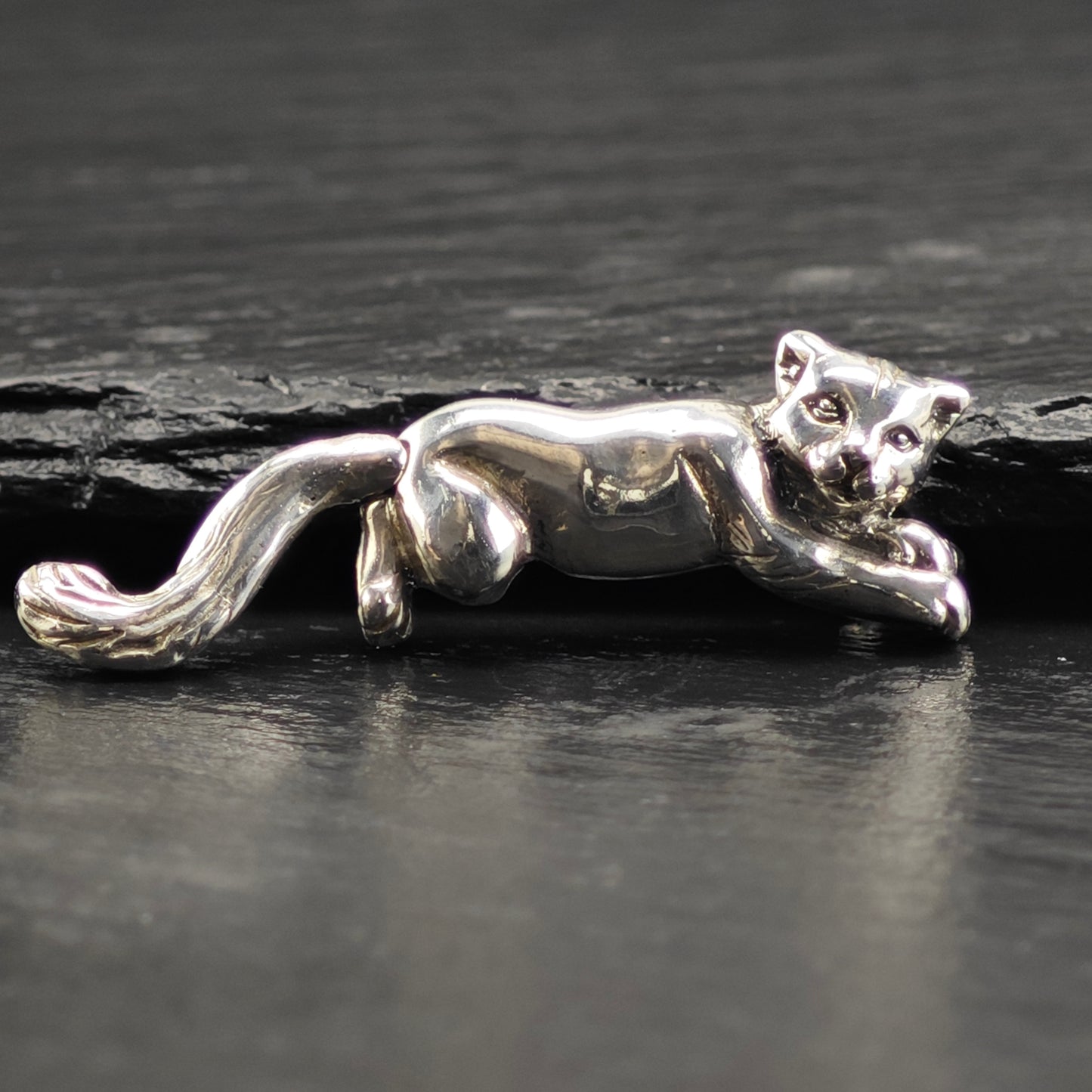 Swinging Tail Cat Pendant Sterling Silver P2917