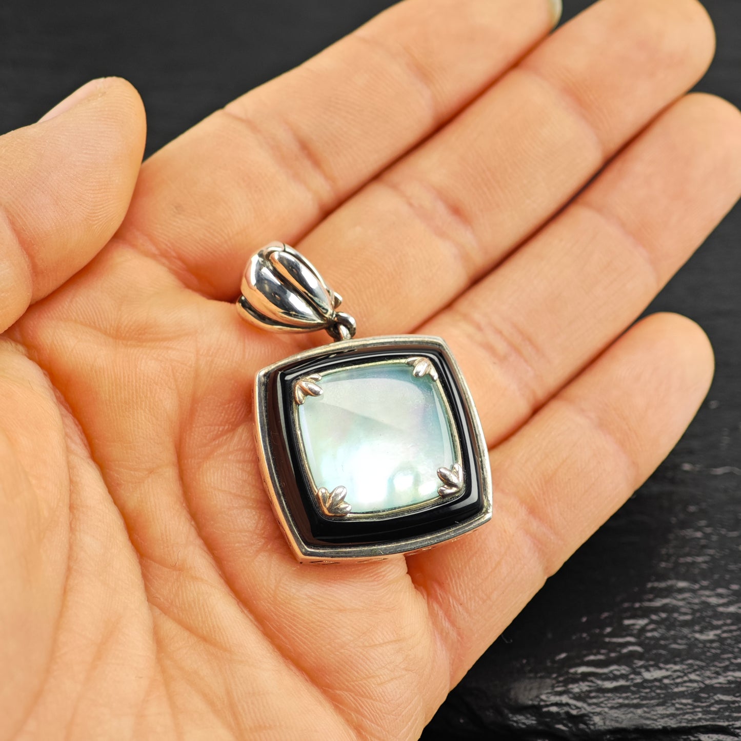 Vintage Whitney Kelly Mother of Pearl Pendant Sterling Silver P2936