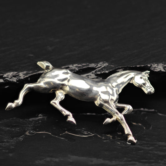 Beau Horse Brooch Sterling Silver B2160