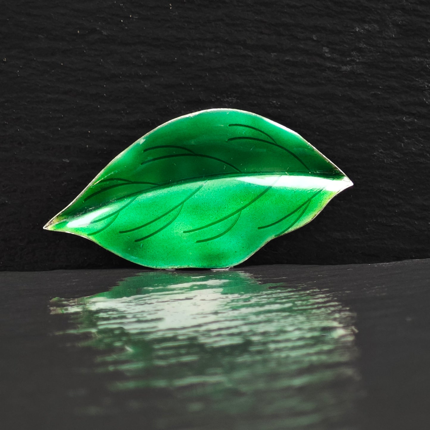 Denmark Enamel Leaf Brooch Sterling Silver B2161