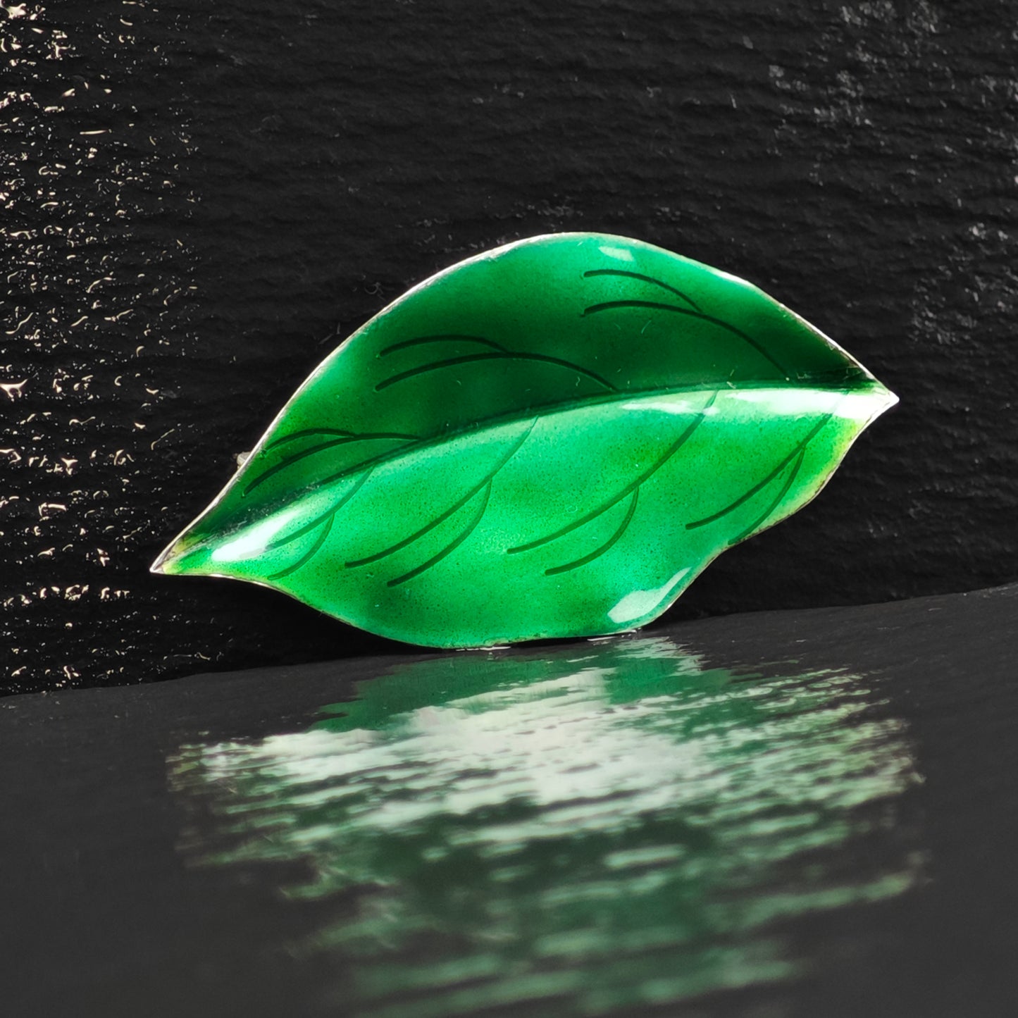 Denmark Enamel Leaf Brooch Sterling Silver B2161