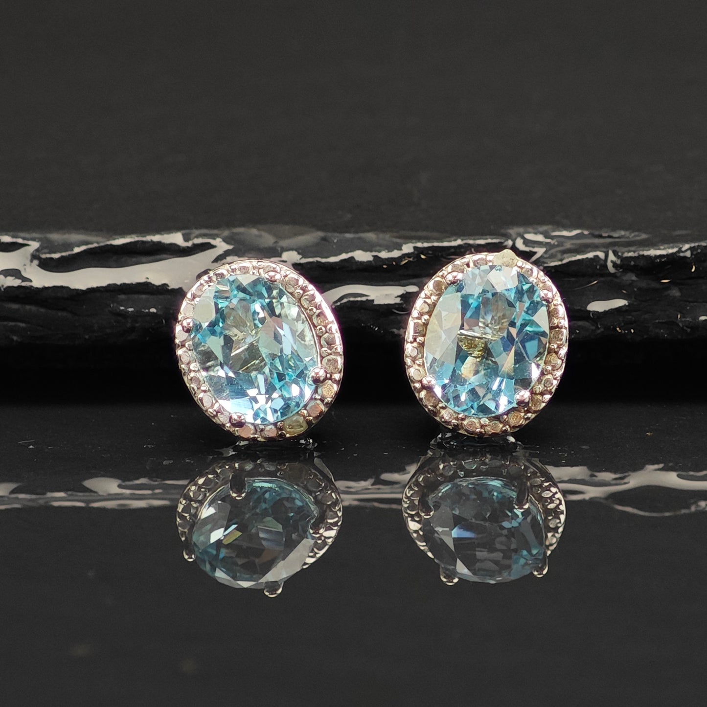 Vintage Topaz Oval Sterling Silver Stud/Dangle Earrings ER3026