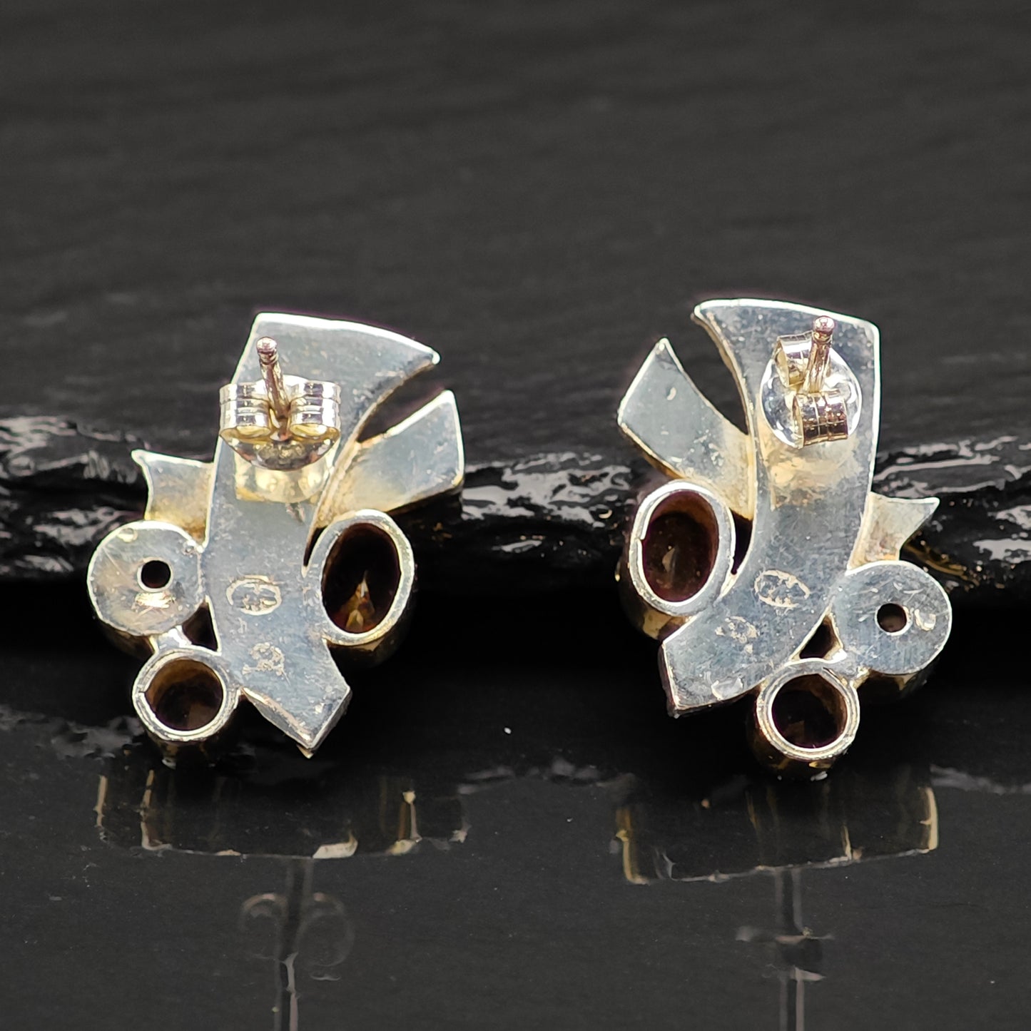 Vintage Artistic Sterling Silver Stud Earrings ER3031