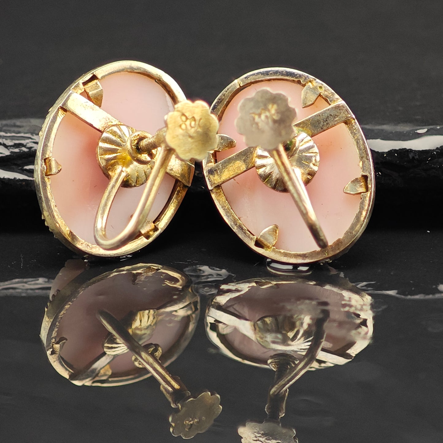 Vintage Cameo Carved Gold Plated Sterling Silver Screw Back Earrings ER3036