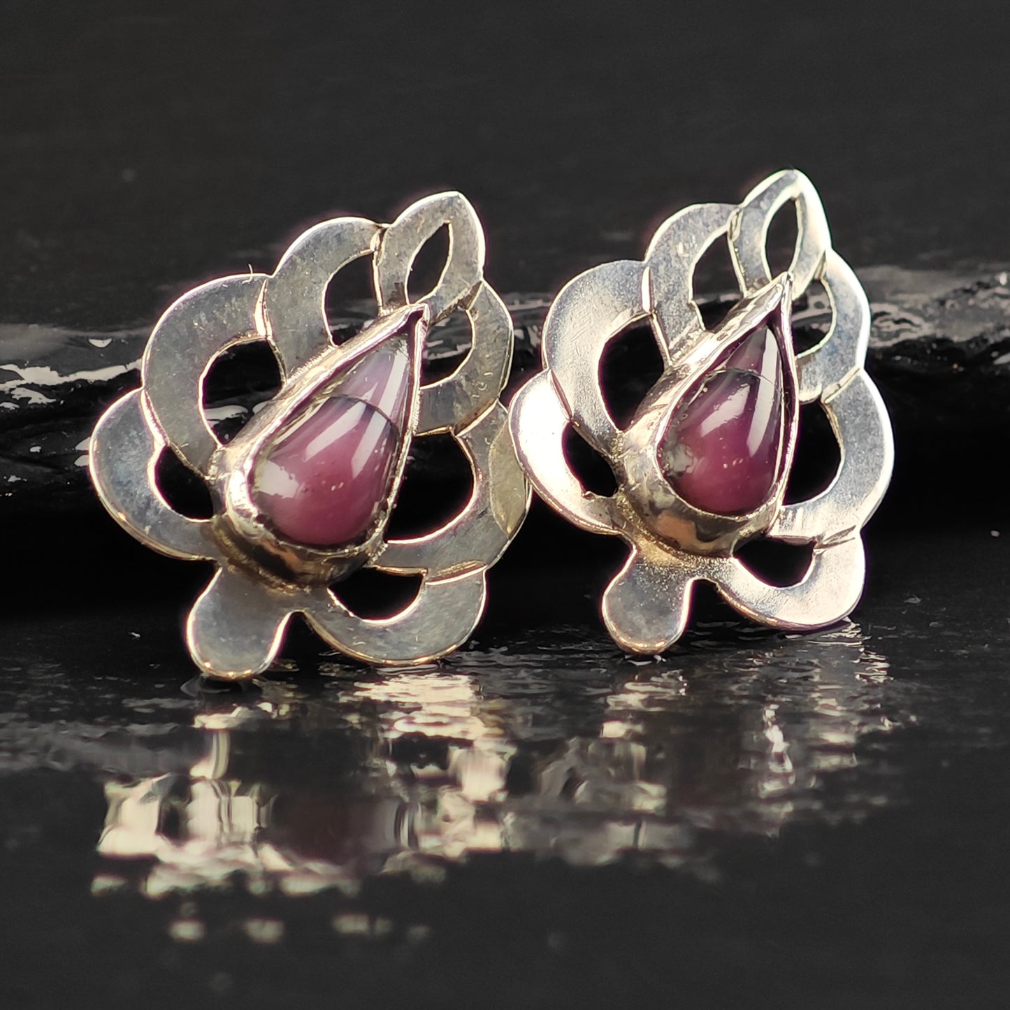 Vintage Art Glass Teardrop Sterling Silver Stud Earrings ER3046
