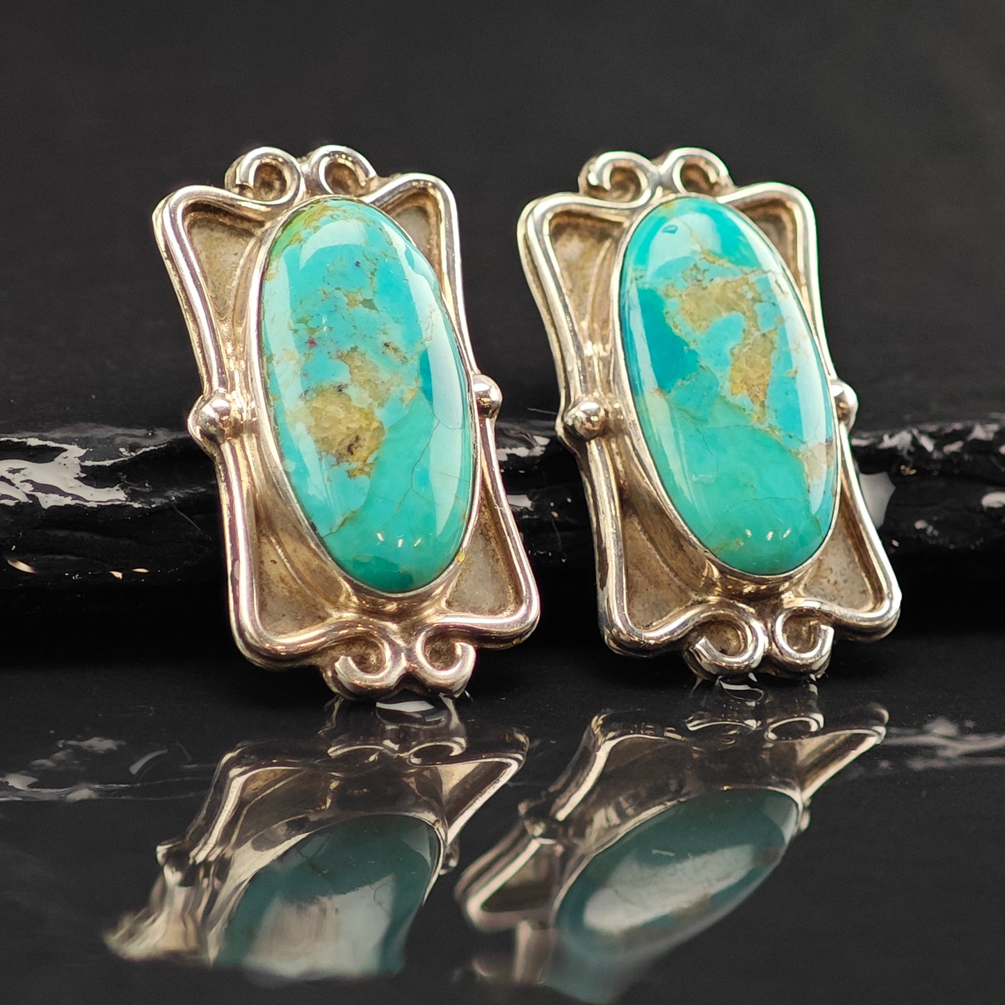 Vintage SW Treated Turquoise Oval Sterling Silver Stud Earrings ER3052