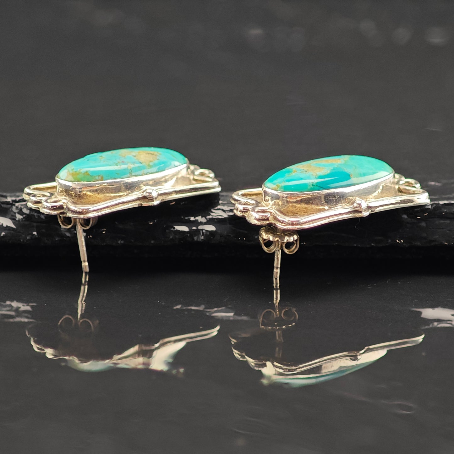 Vintage SW Treated Turquoise Oval Sterling Silver Stud Earrings ER3052