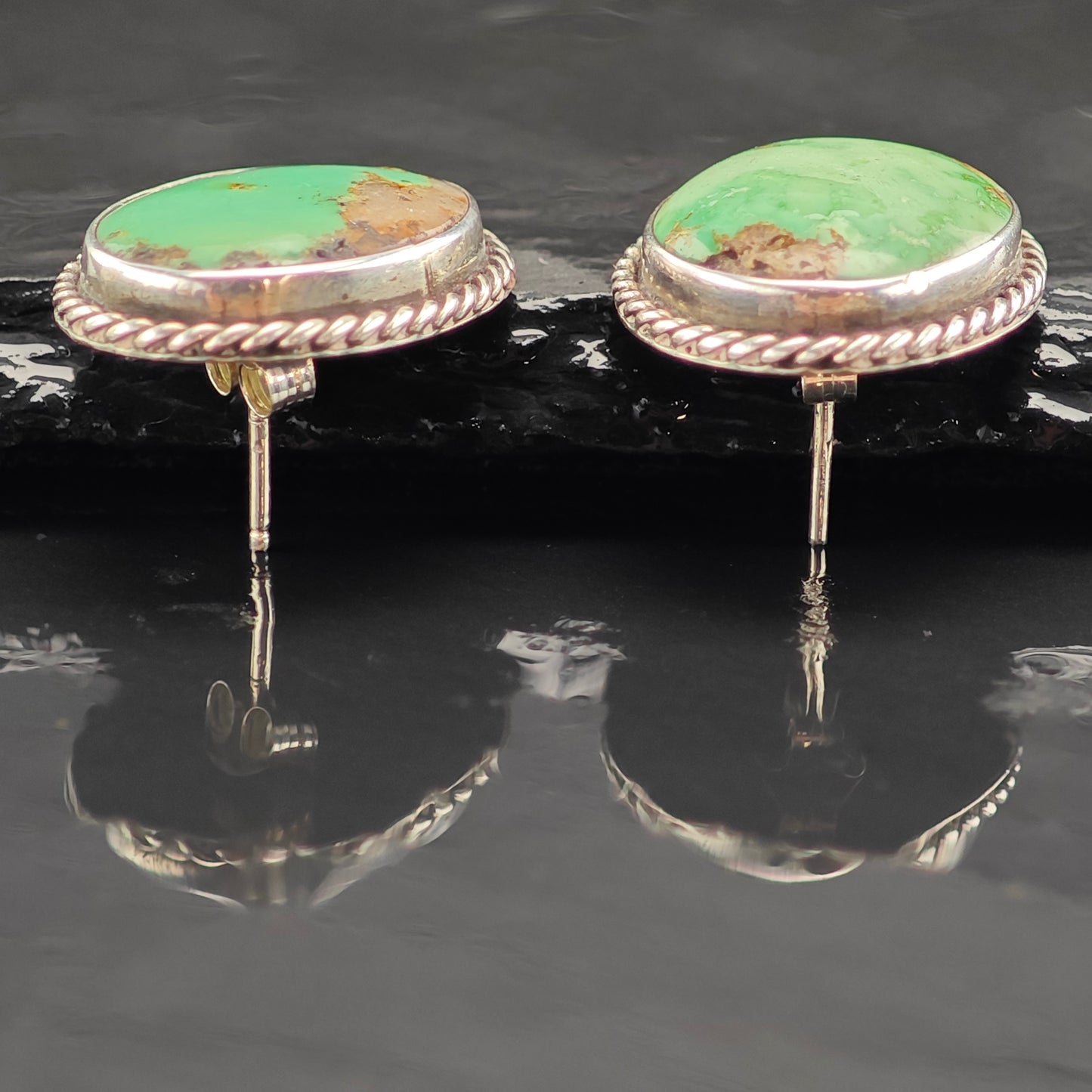 Vintage Green Turquoise Oval Sterling Silver Stud Earrings ER2978
