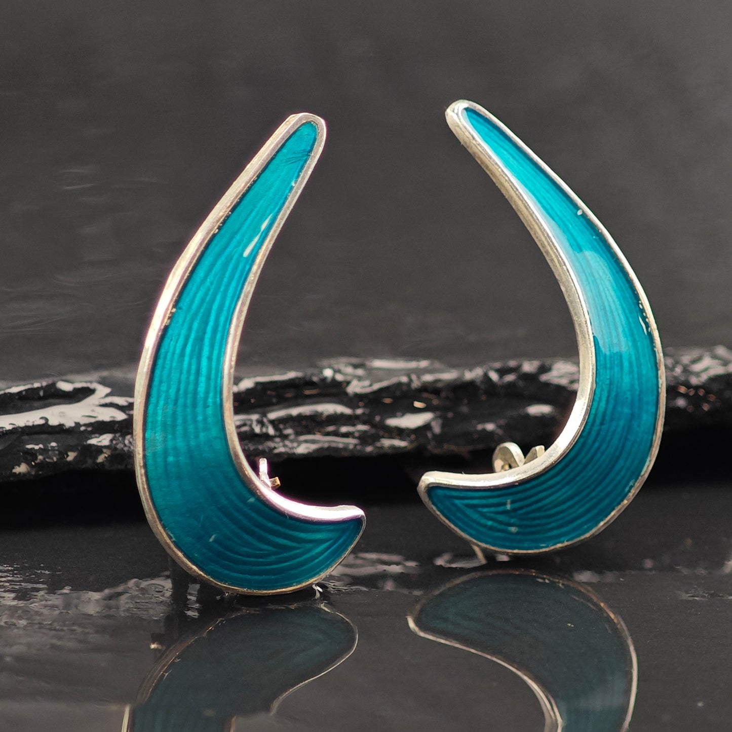 Vintage Norway Blue Enamel Sterling Silver Clip On Earrings ER2979