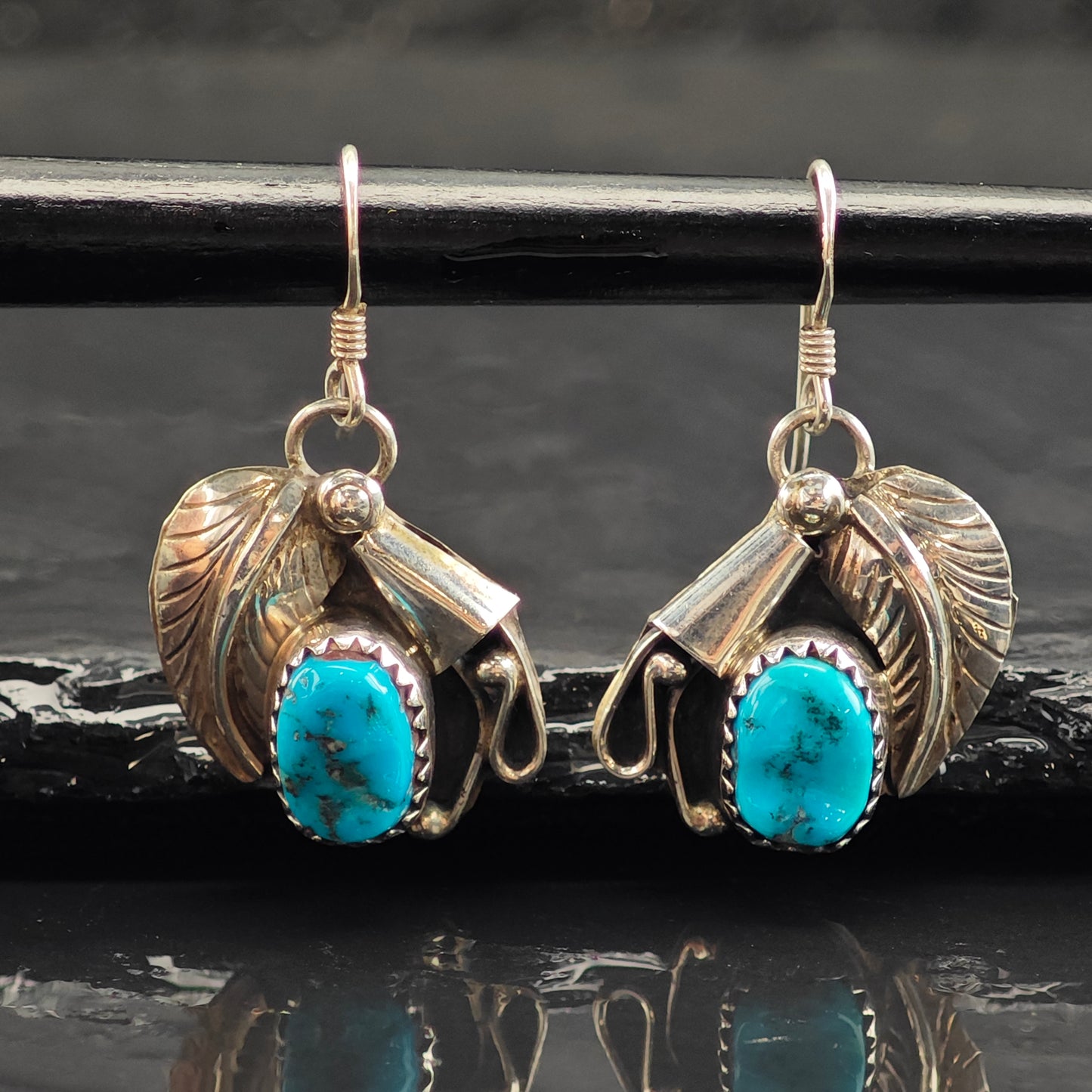 Vintage Native American Turquoise Floral Sterling Silver Hook/Dangle Earrings ER2990