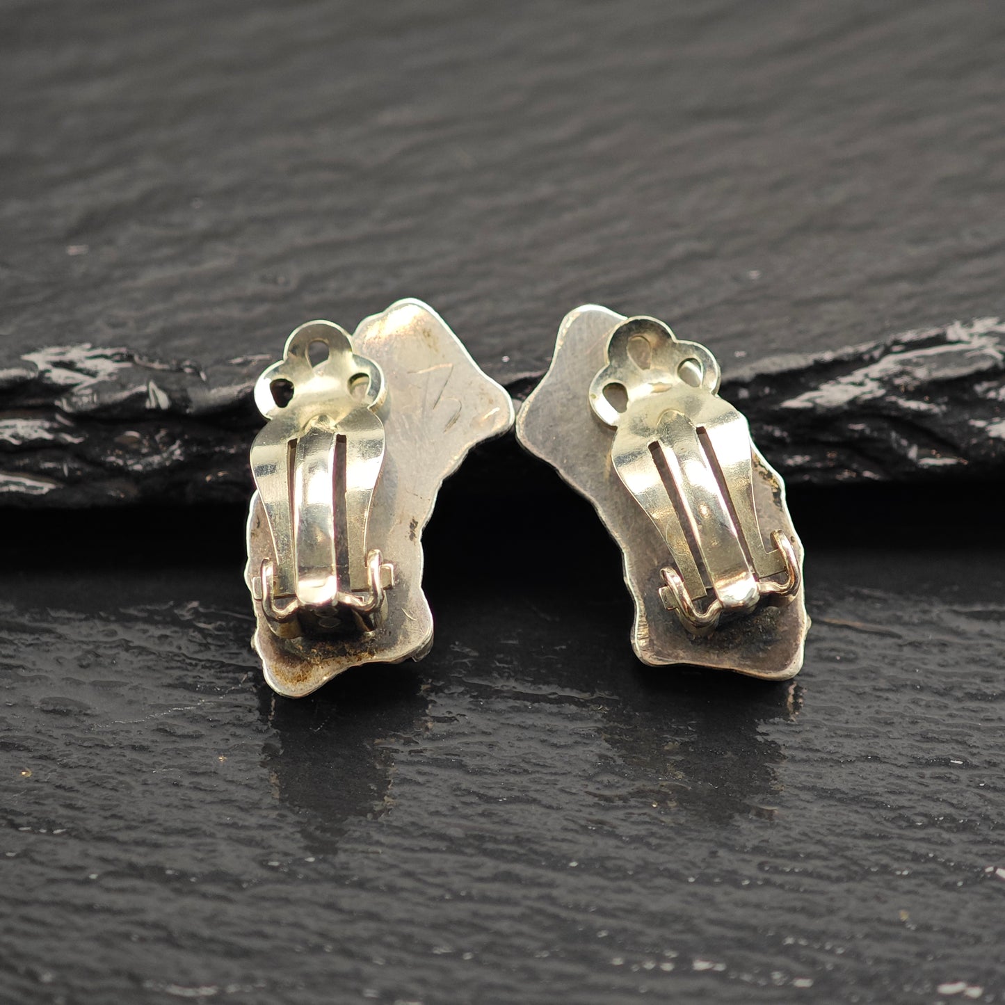 Vintage Zuni Petit Point Sterling Silver Clip-On Earrings ER3075