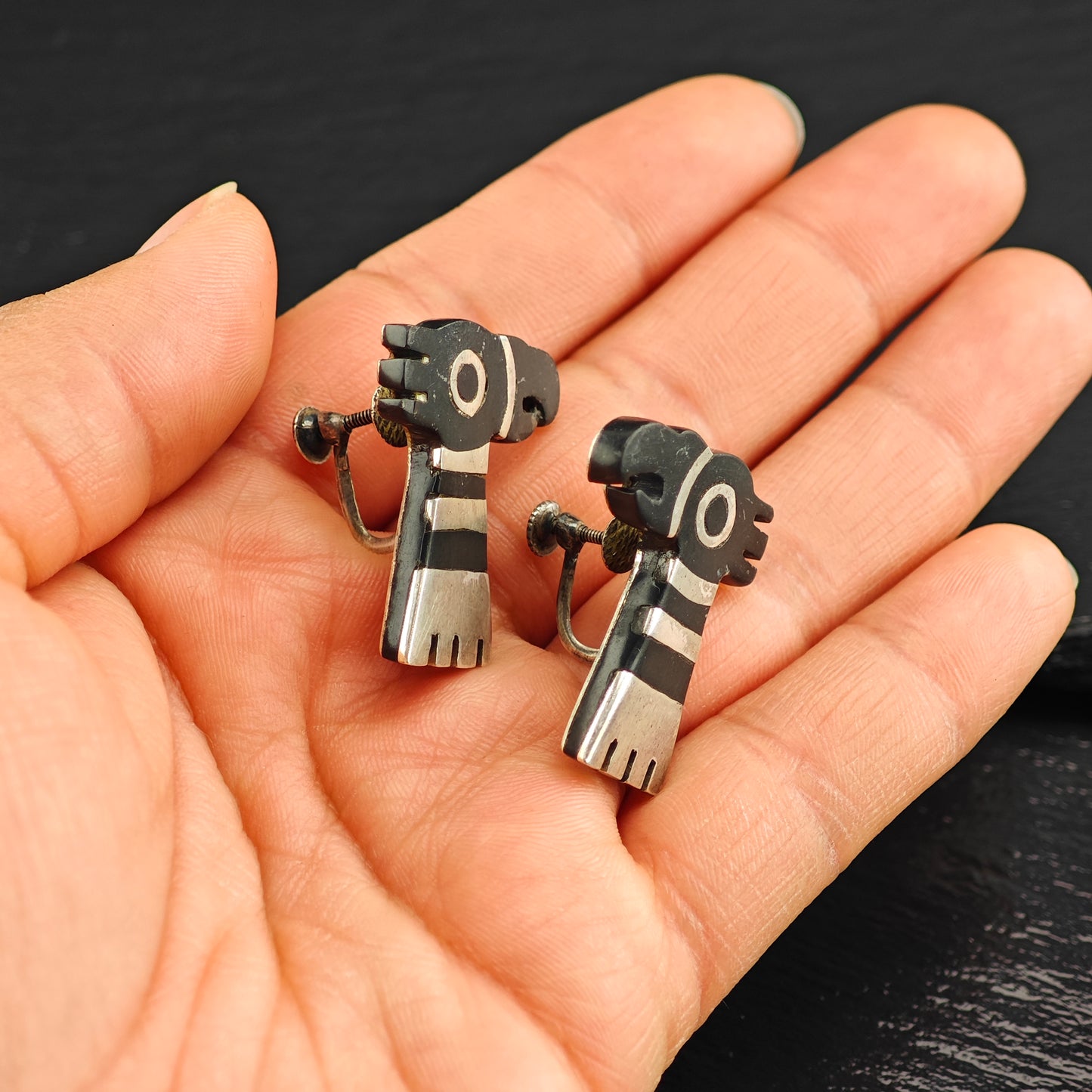 Los Castillo's Taxco Sterling Silver Screw Back Earrings ER3078