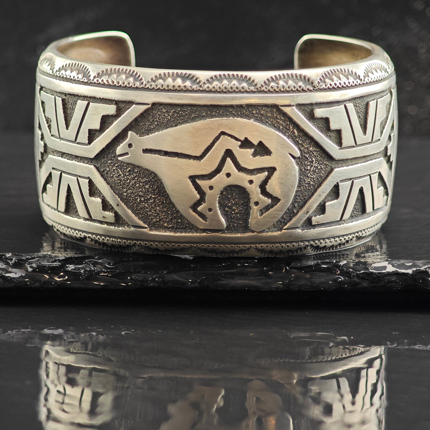 Vintage Thomas Singer Large Bear Sandcast Sterling Silver Cuff Bracelet 6 1/2" BR3058