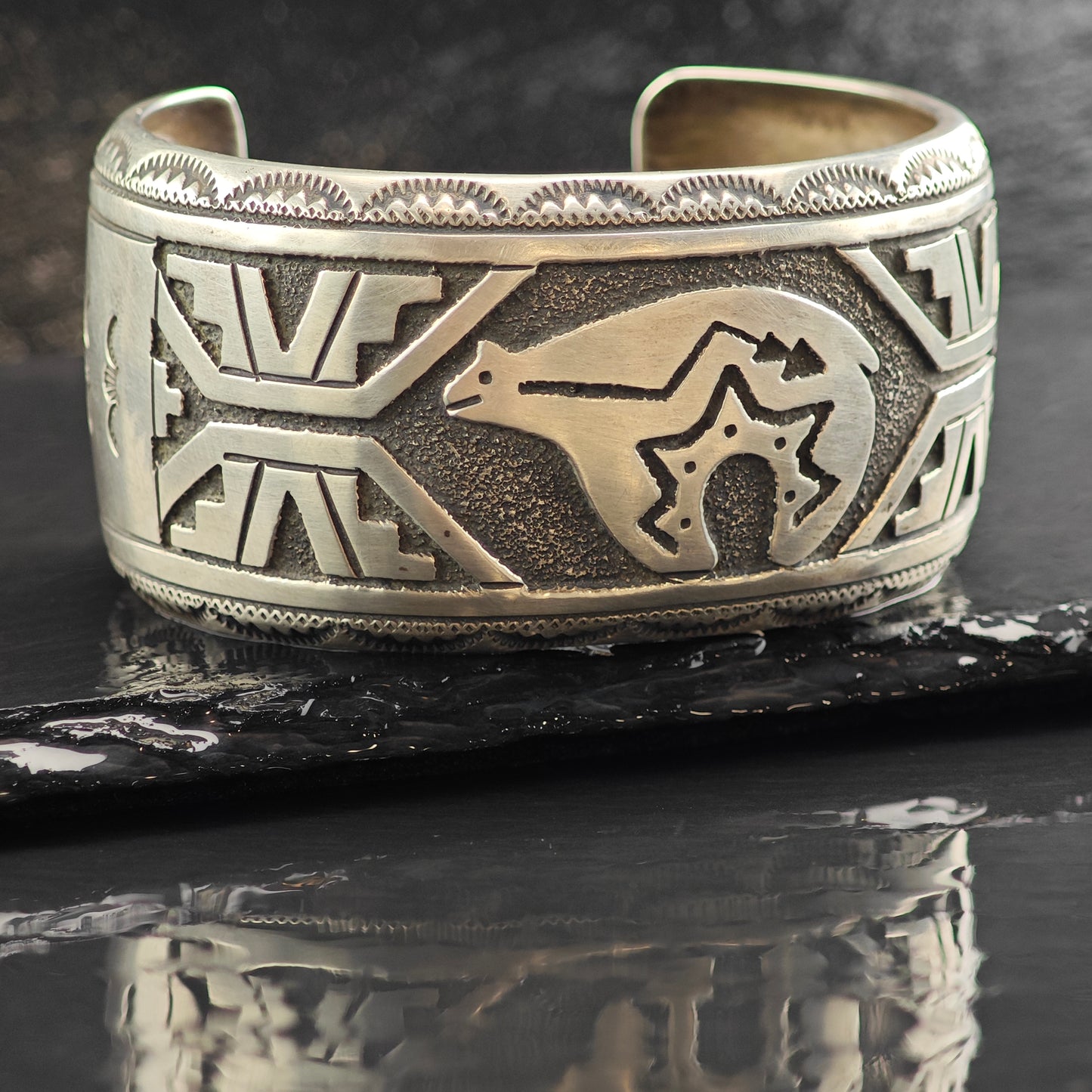 Vintage Thomas Singer Large Bear Sandcast Sterling Silver Cuff Bracelet 6 1/2" BR3058