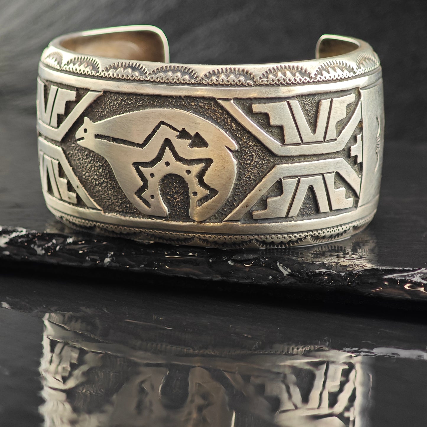 Vintage Thomas Singer Large Bear Sandcast Sterling Silver Cuff Bracelet 6 1/2" BR3058