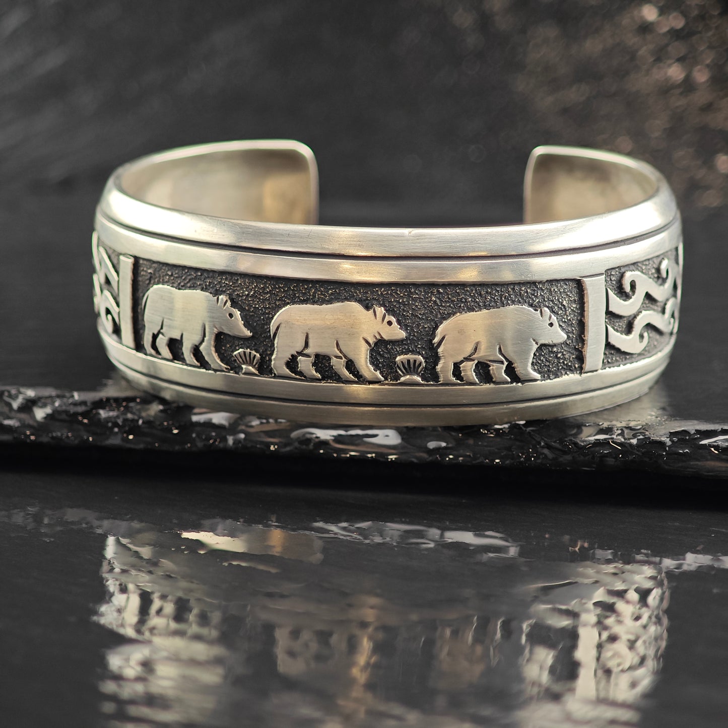 Vintage Thomas Singer Bear Sandcast Sterling Silver Cuff Bracelet 7" BR3060